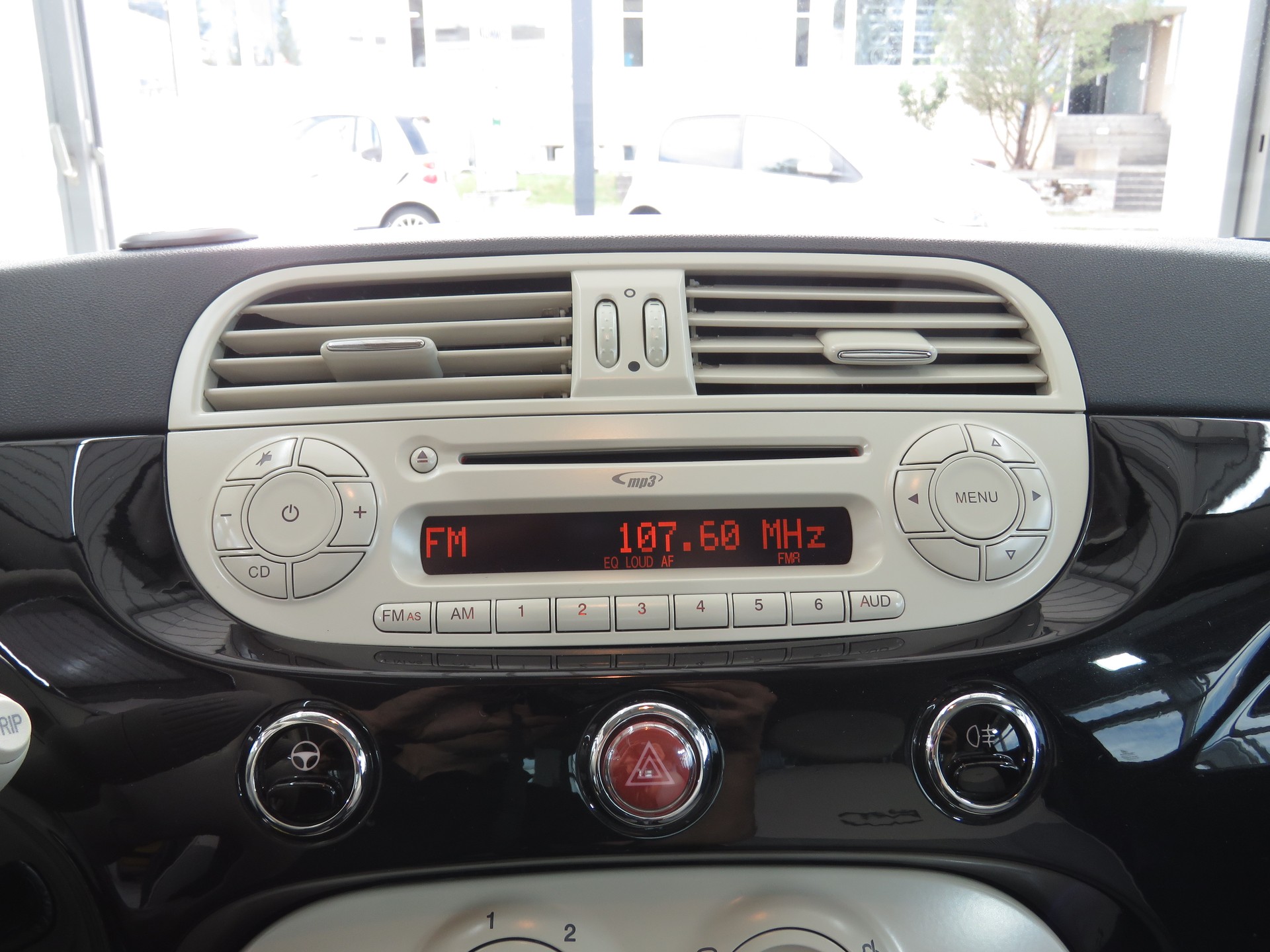 FIAT 500 1.2 Lounge-image-14