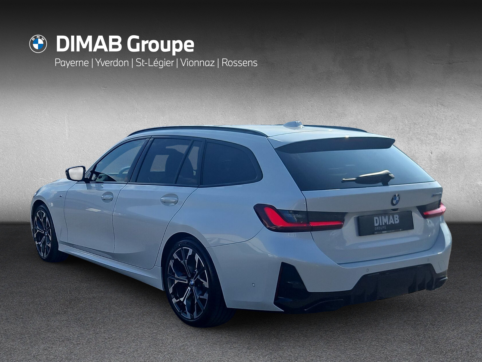 BMW M340i xDrive 48V Touring Steptronic M Sport Pro-showroom-element-2