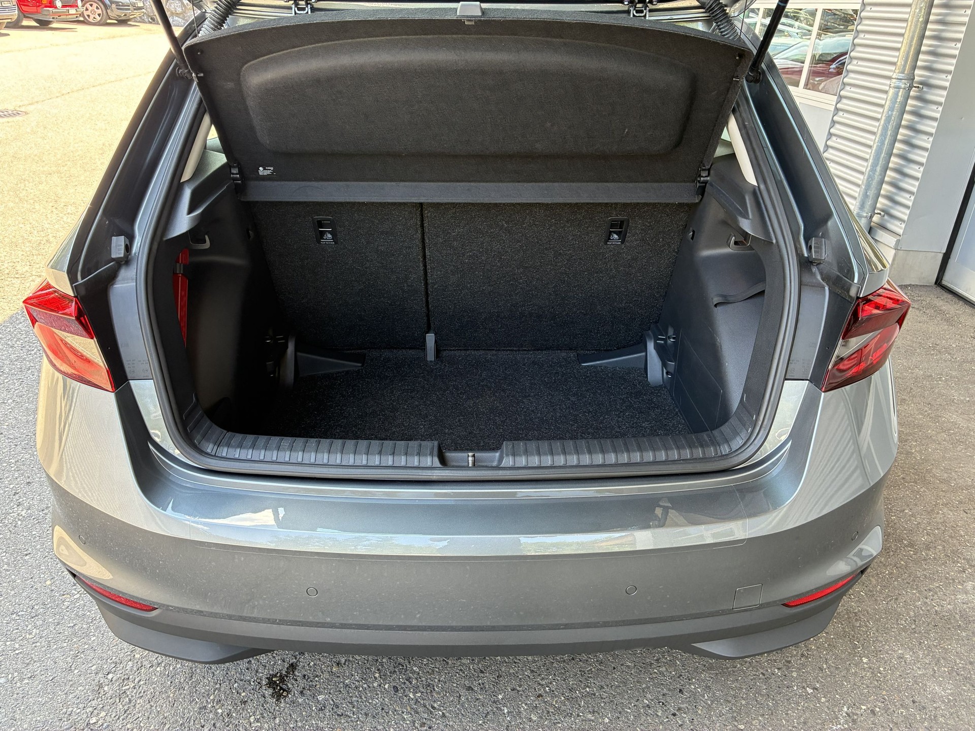 SKODA Fabia 1.0 TSI Ambition-image-8