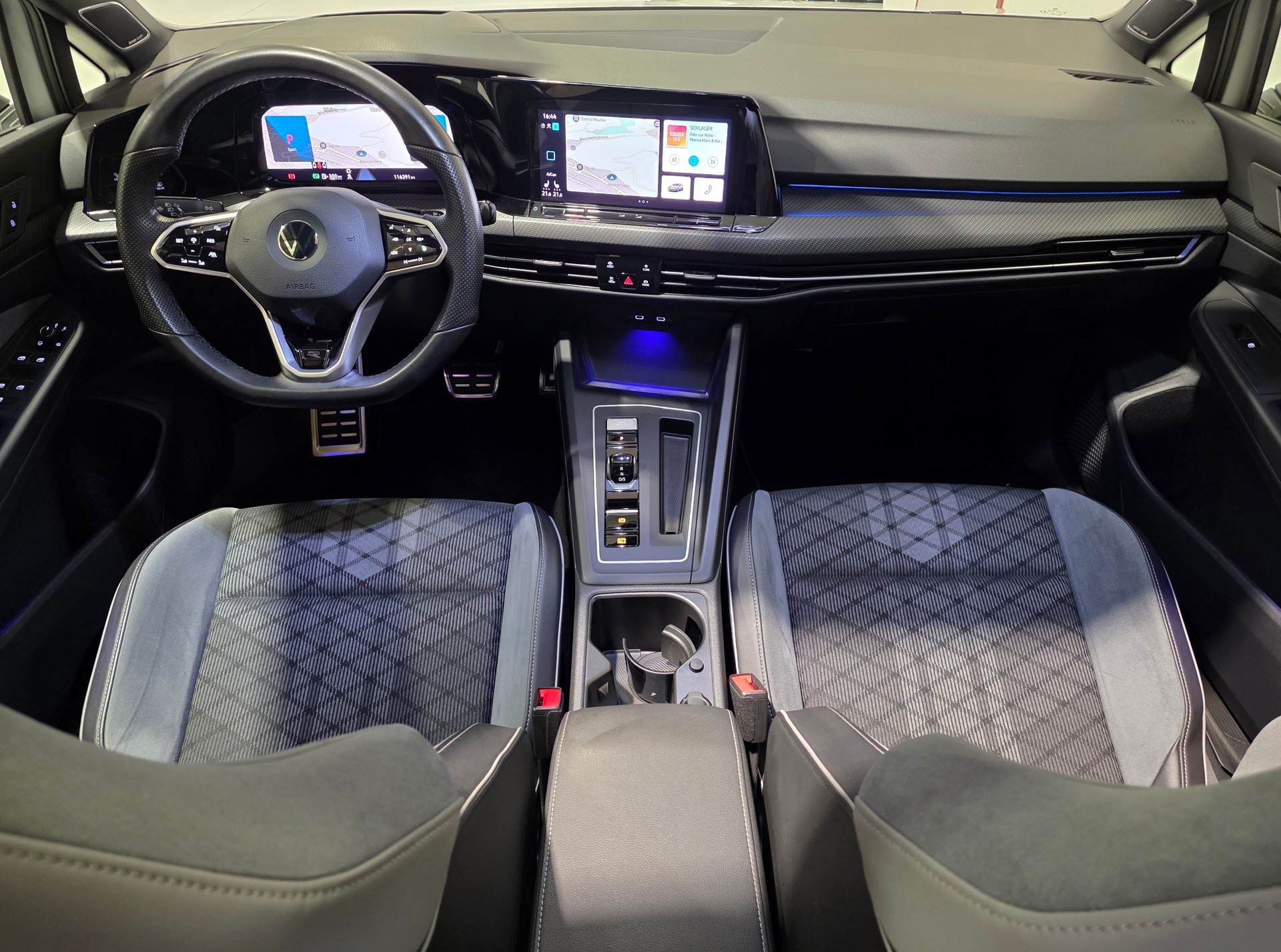 VW Golf 2.0 TSI R-Line DSG 4 Motion-image-5