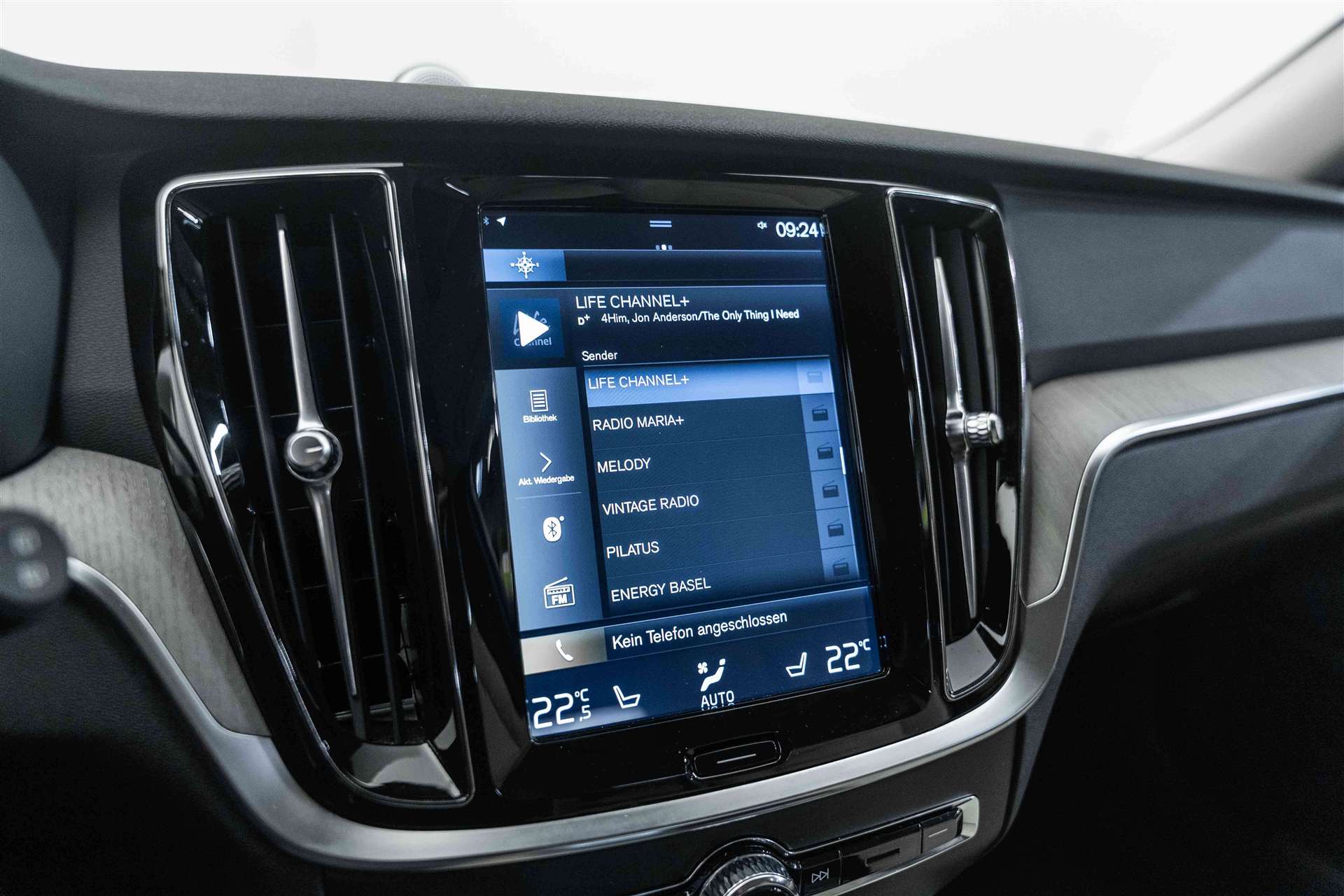 VOLVO V60 T8 eAWD Twin Engine Inscription Geartronic-image-18