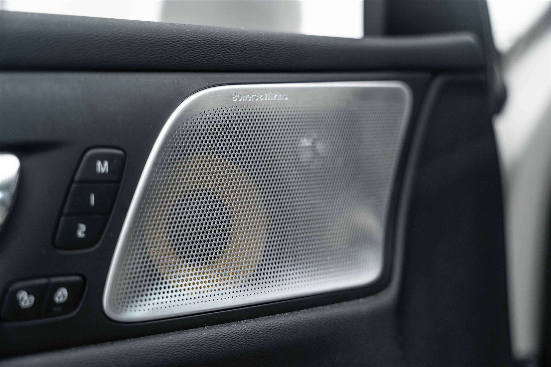 VOLVO V60 T8 eAWD Twin Engine Inscription Geartronic-image-14