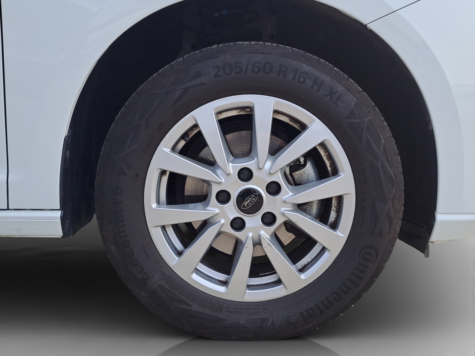 FORD Tourneo Connect 2.0 EcoBlue Titanium-image-13