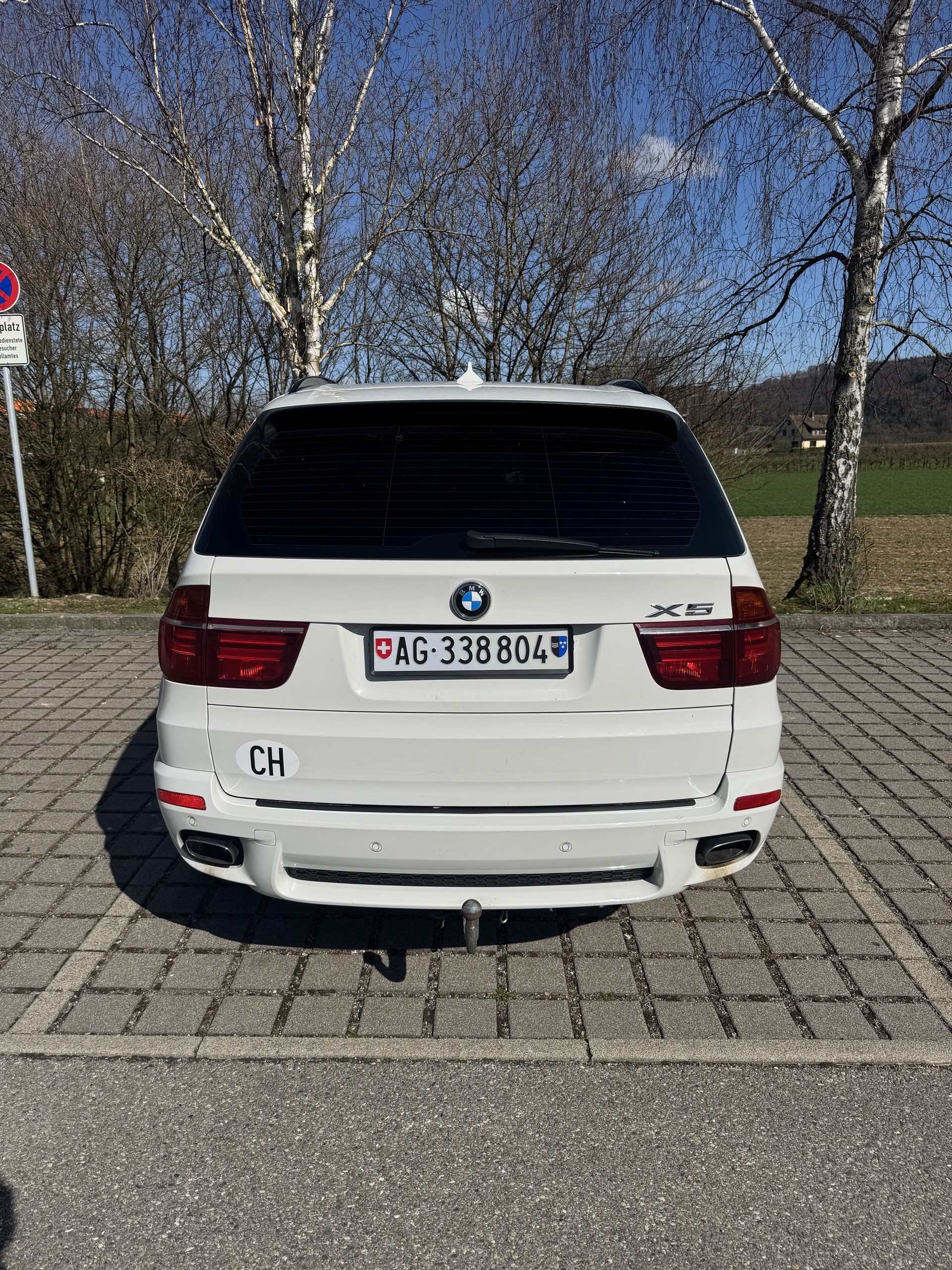 BMW X5-image-1