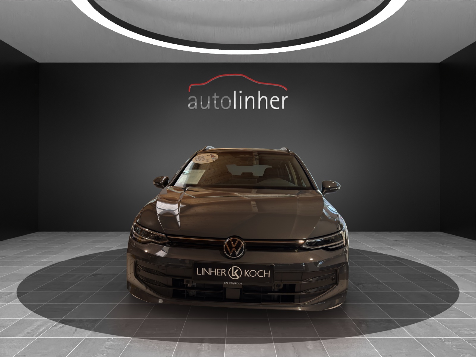 VW Golf Variant 2.0 TDI Business DSG-image-5