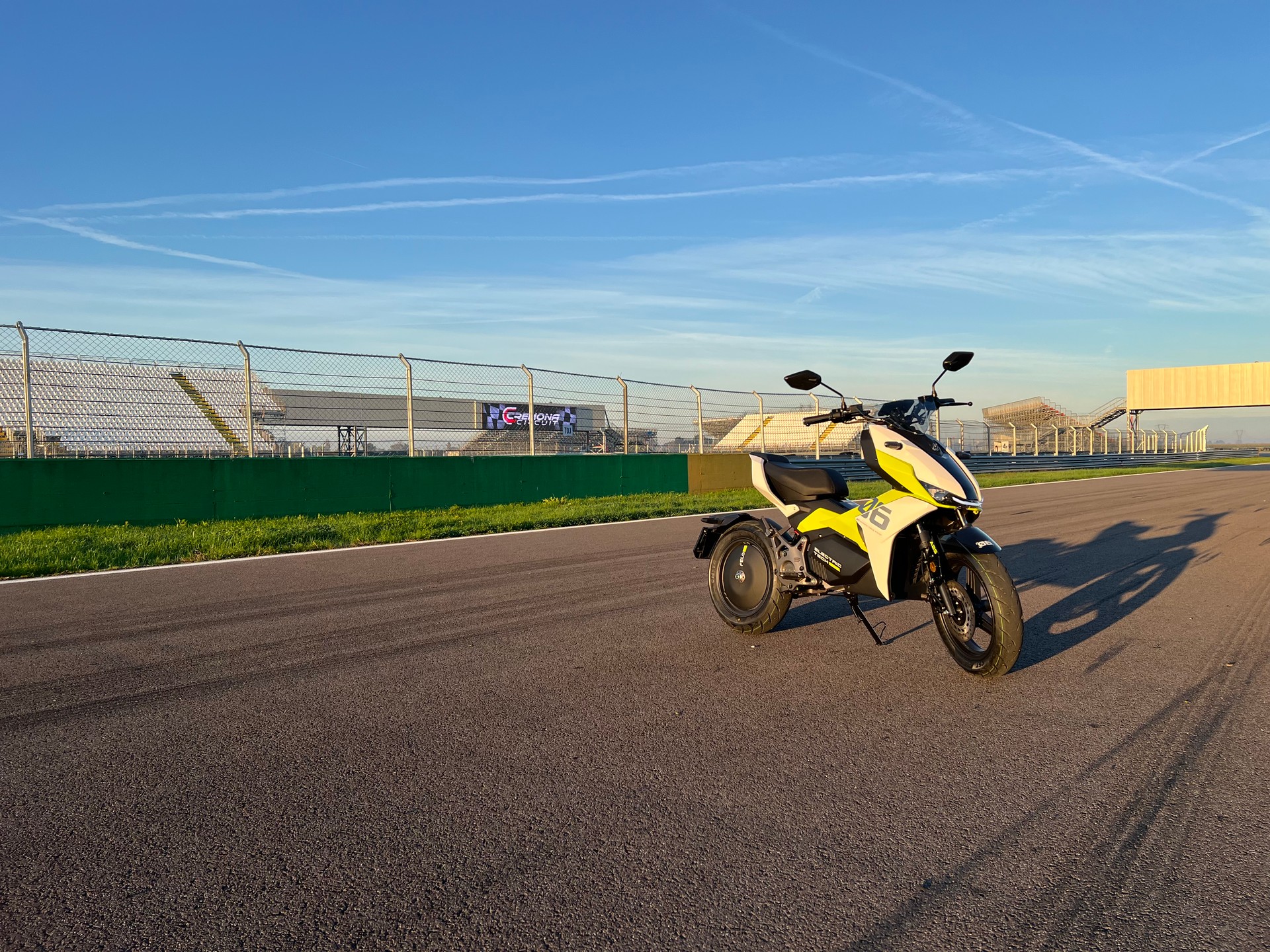 ETRIX Felo W06 nur 150km wie neu!