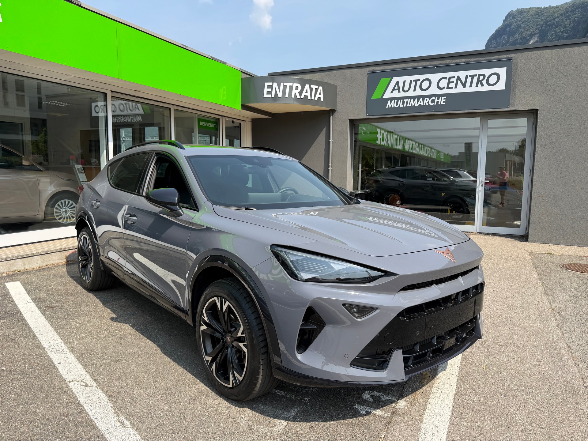 CUPRA Formentor 1.5 TSI DSG-image-2