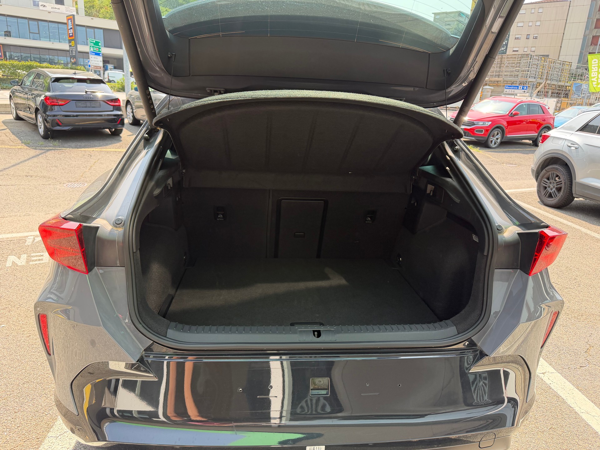 CUPRA Formentor 1.5 TSI DSG-image-4