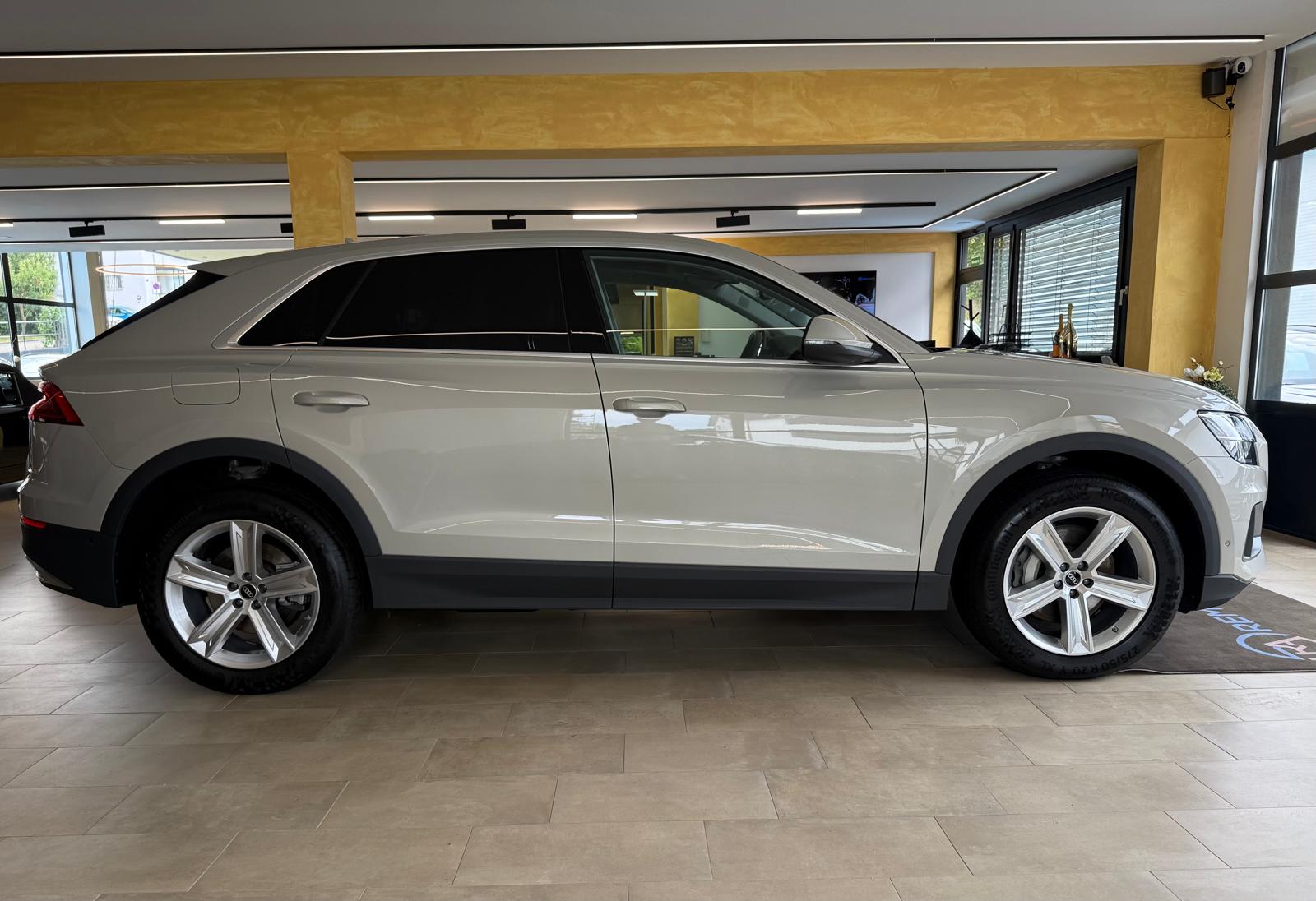 AUDI Q8 50 TDI quattro tiptronic-image-1