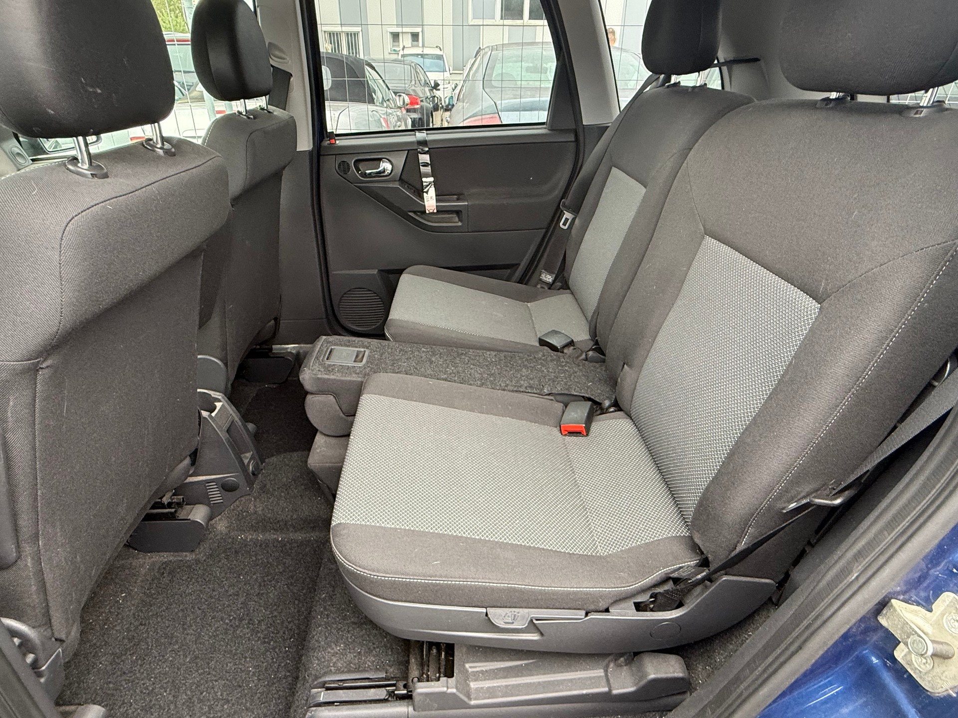 OPEL Meriva 1.8i 16V Enjoy-image-8