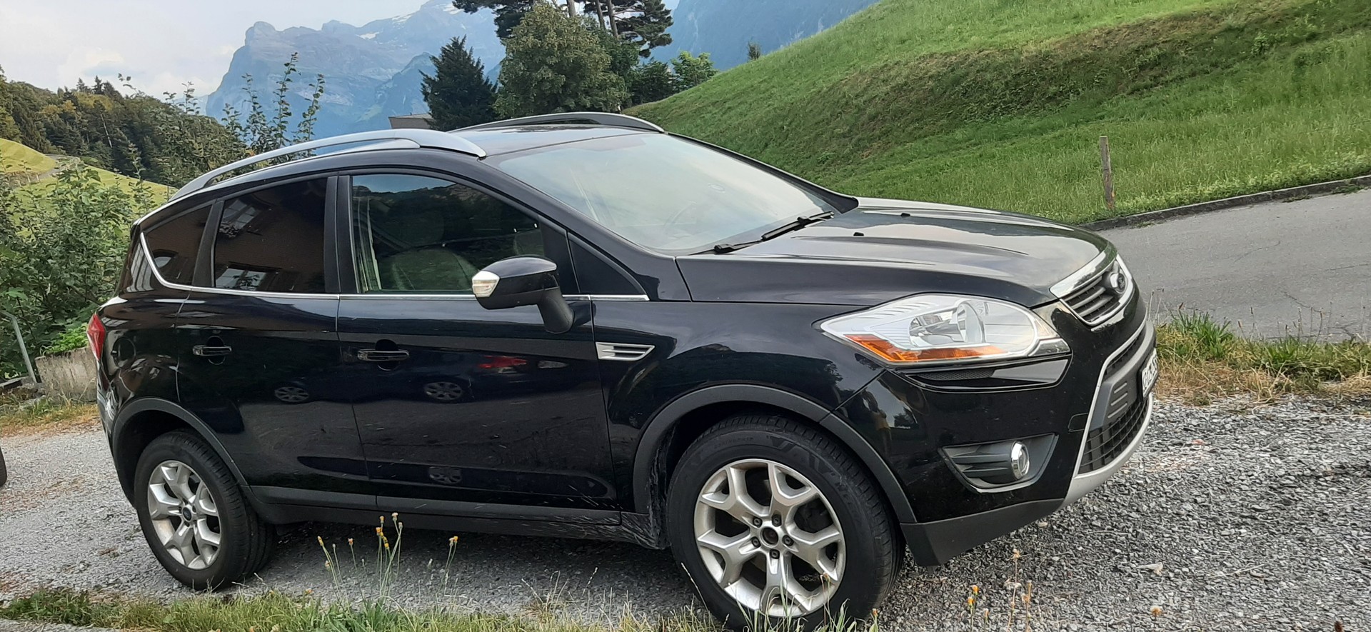 FORD KUGA-image-1