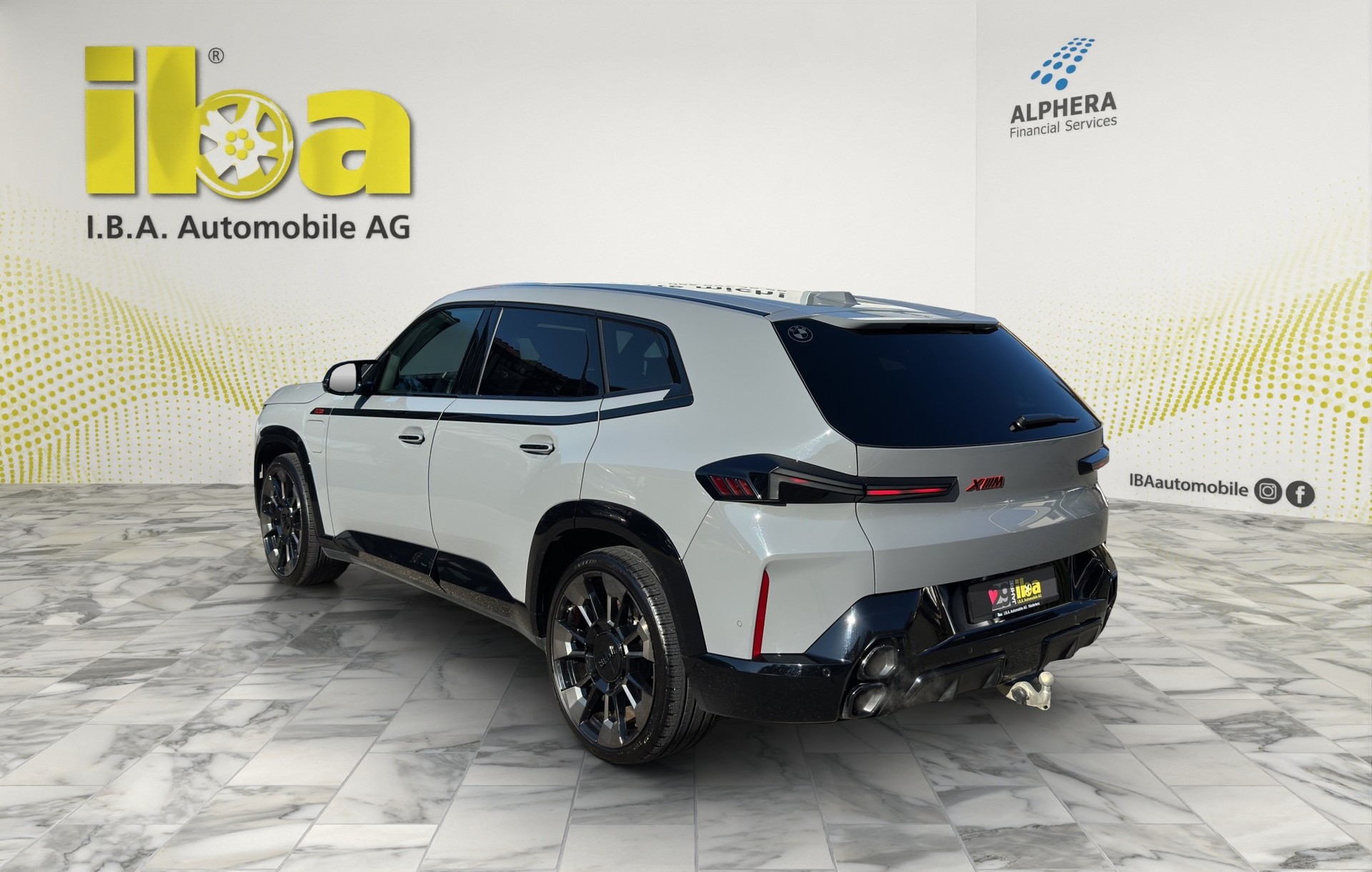 BMW XM xDrive PHEV Label (CH) INDIVIDUAL M Driver's Package-image-2