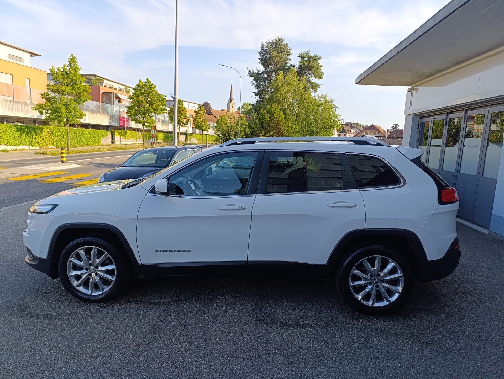JEEP Cherokee 2.2TD Limited AWD 9ATX-image-2