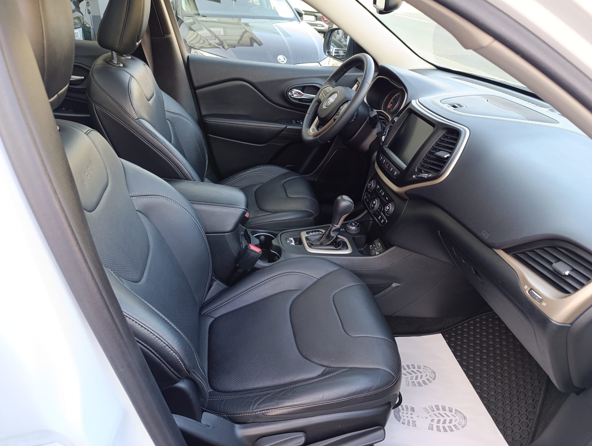 JEEP Cherokee 2.2TD Limited AWD 9ATX-image-11
