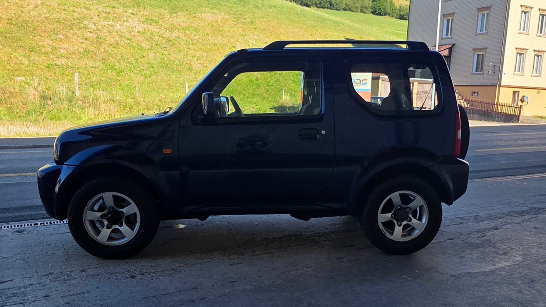 SUZUKI Jimny 1.3 16V GL Top-image-5
