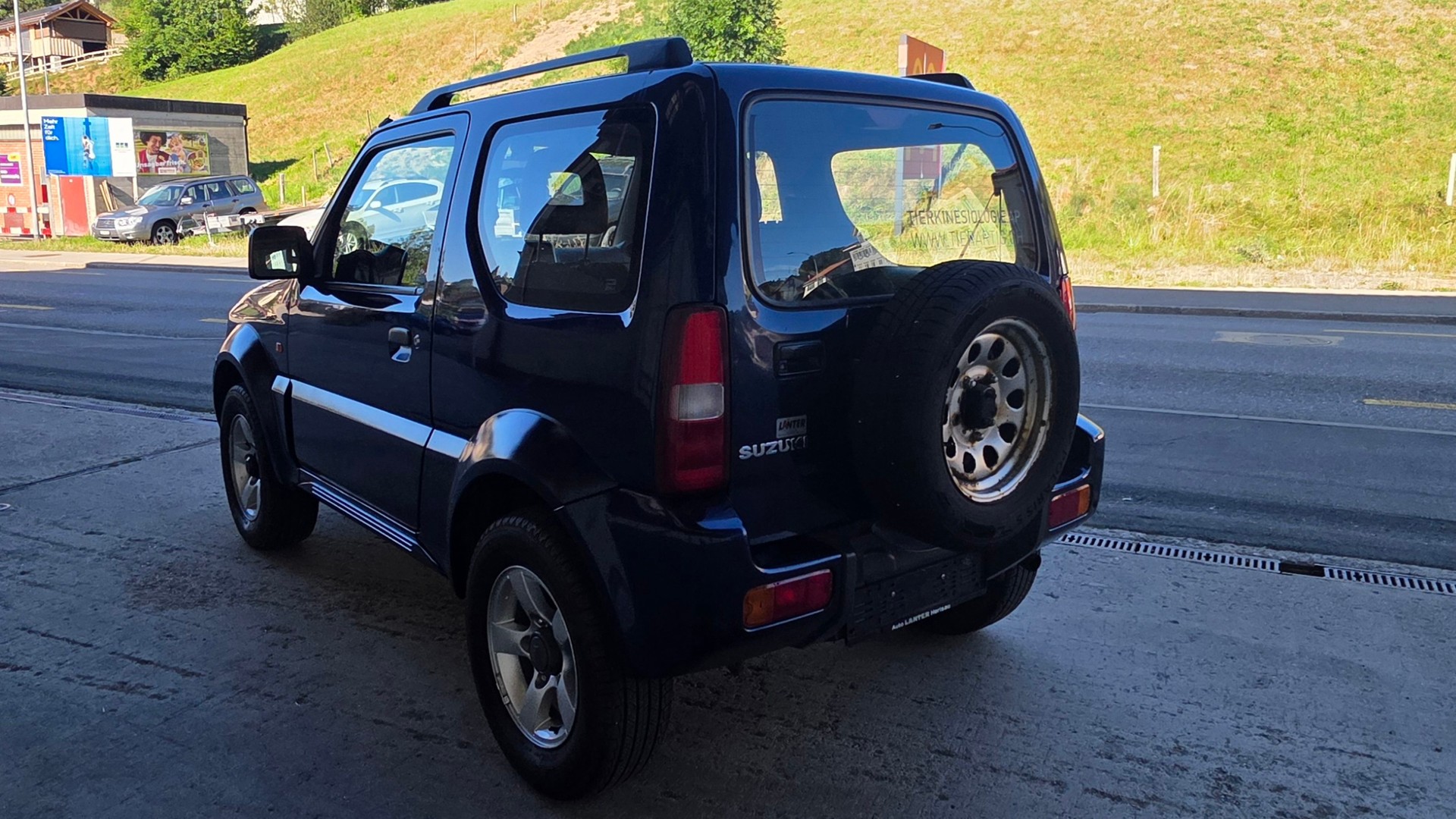 SUZUKI Jimny 1.3 16V GL Top-image-3