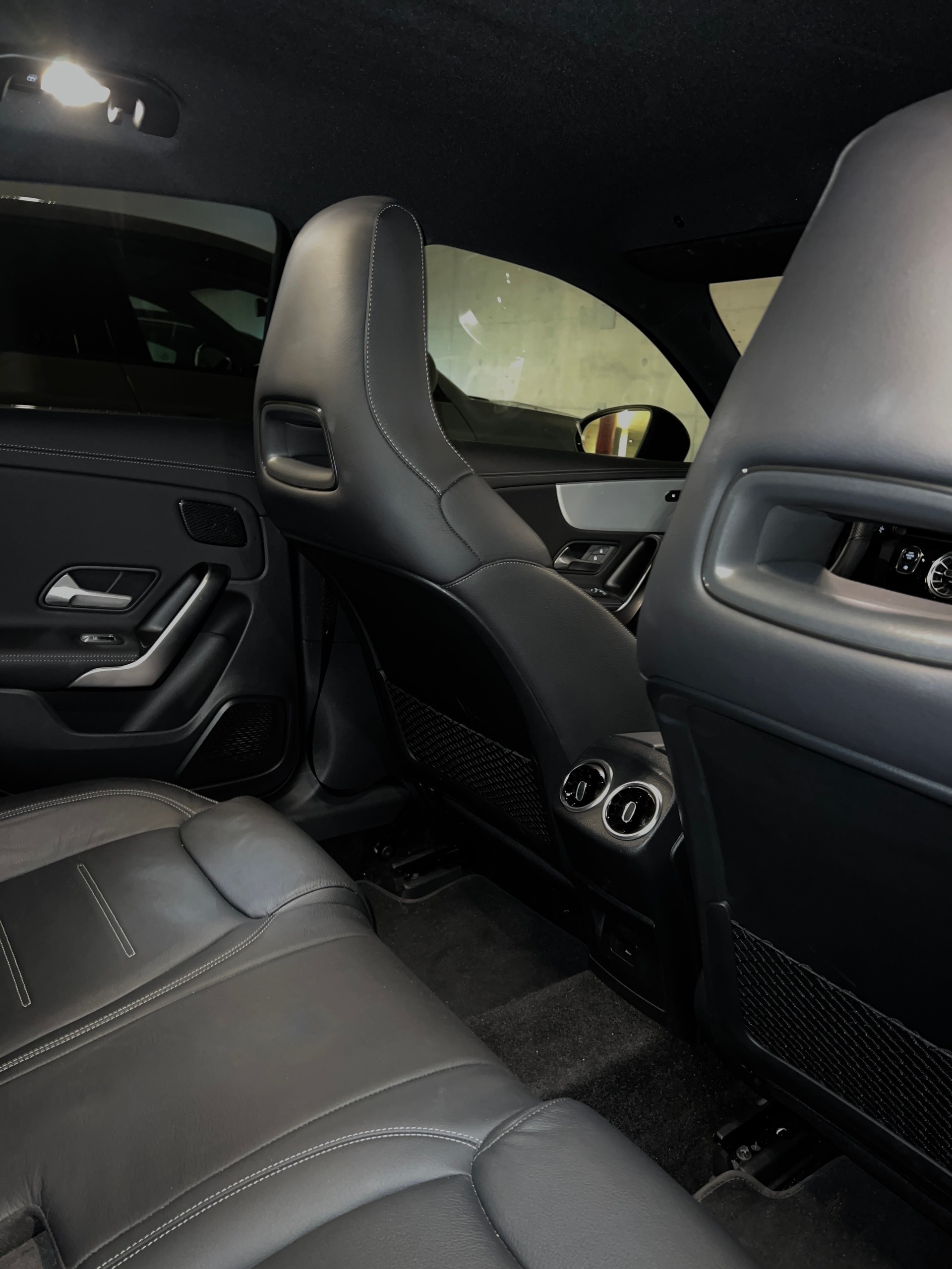 MERCEDES-BENZ A 180 Night Star AMG Line-image-3