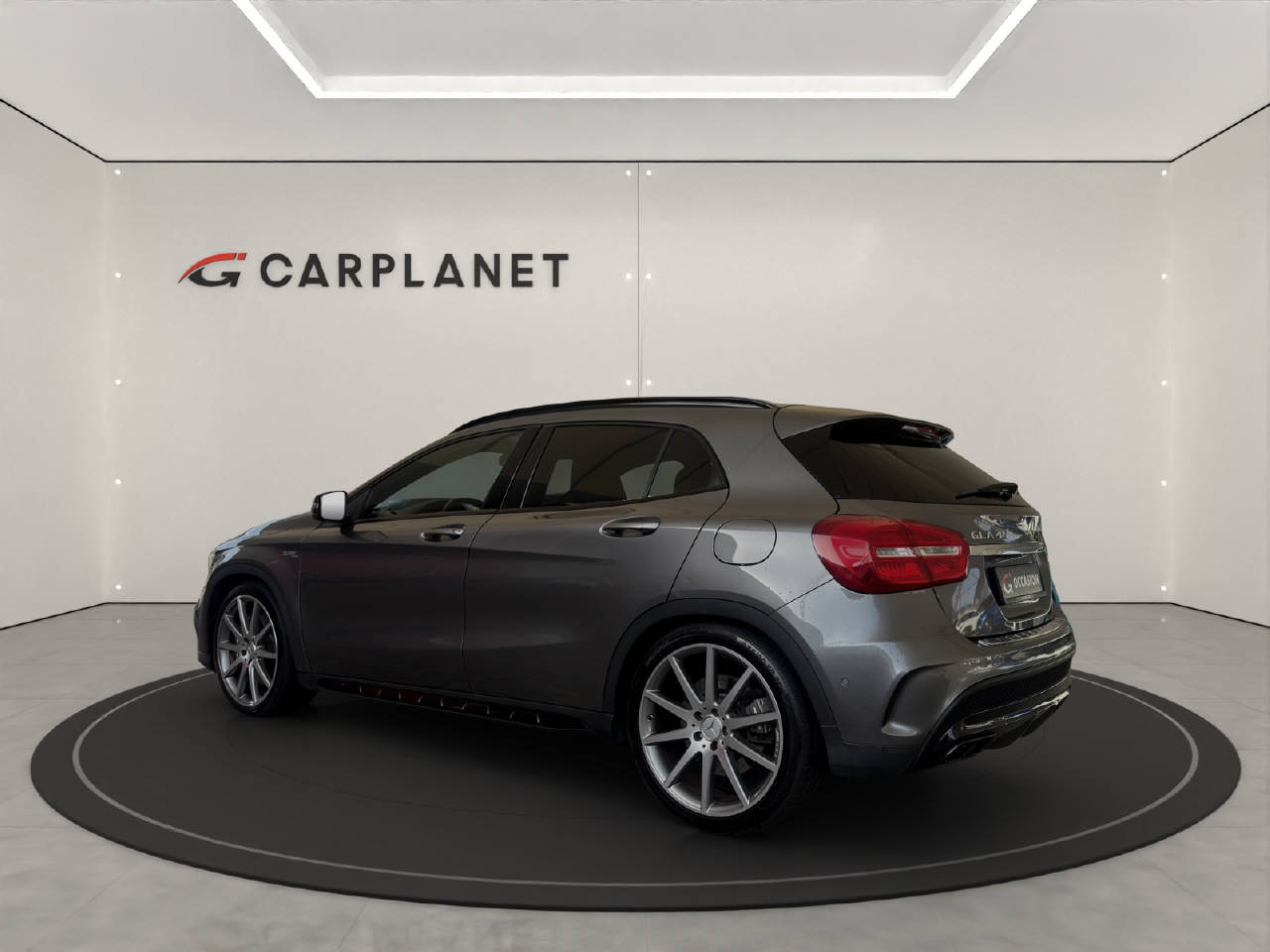 MERCEDES-BENZ GLA-Klasse X156 GLA 45 AMG 4matic 4x4 360PS-image-2