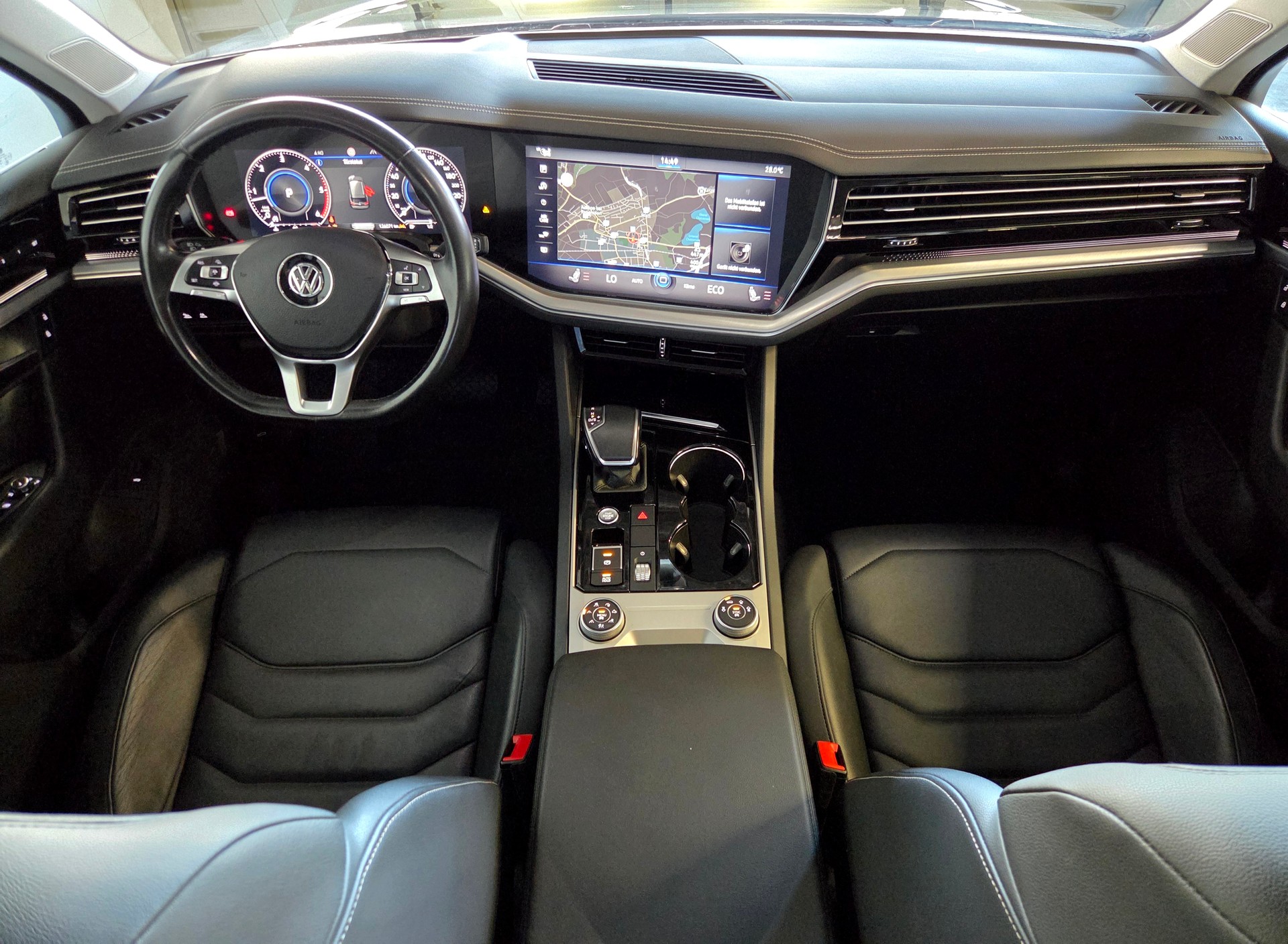 VW Touareg 3.0 V6 TDI 286 Elegance-image-14