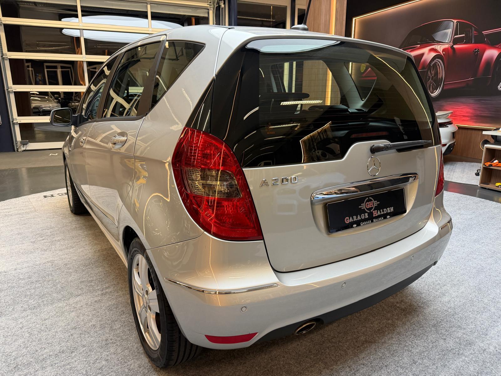 MERCEDES-BENZ A 200 Avantgarde-image-5