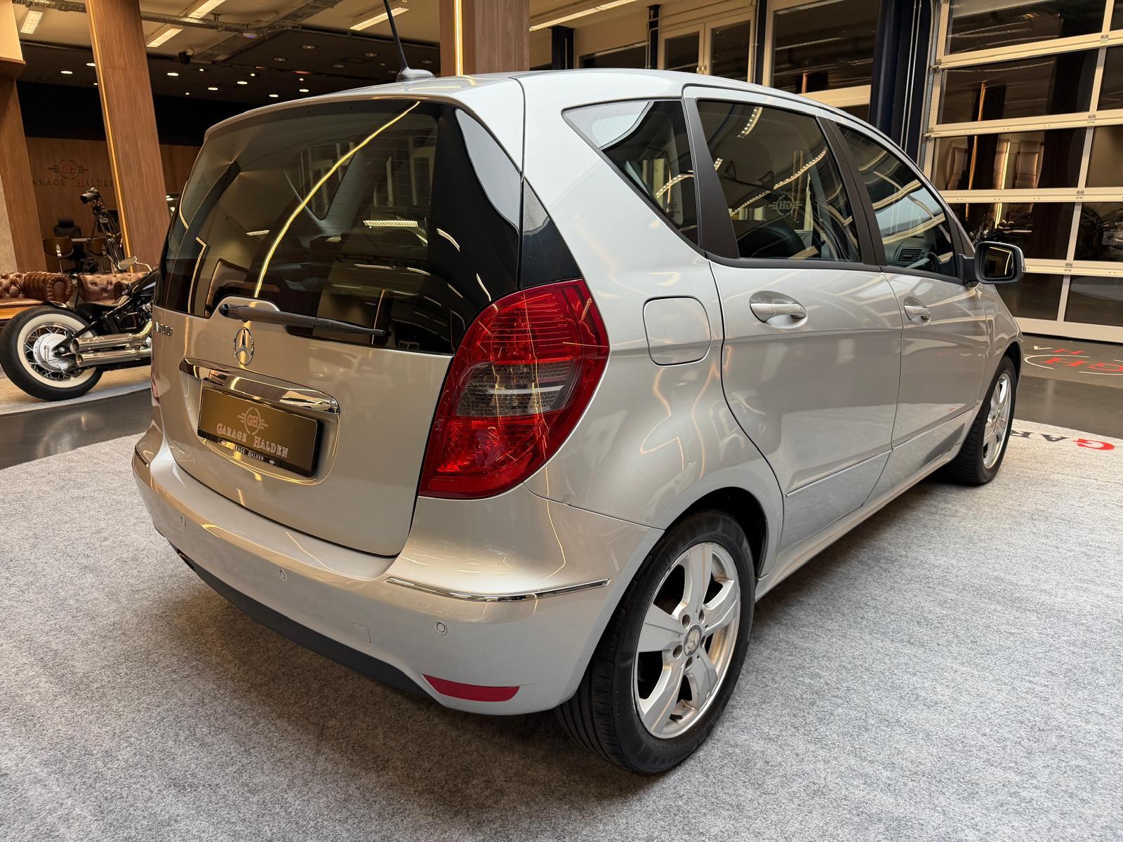 MERCEDES-BENZ A 200 Avantgarde-image-7