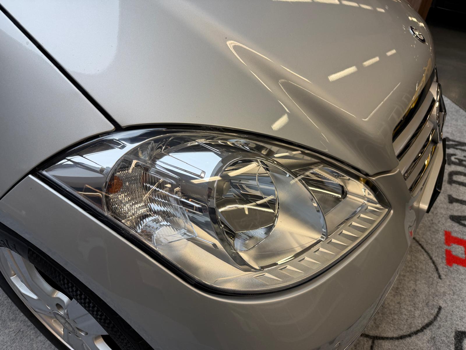 MERCEDES-BENZ A 200 Avantgarde-image-10