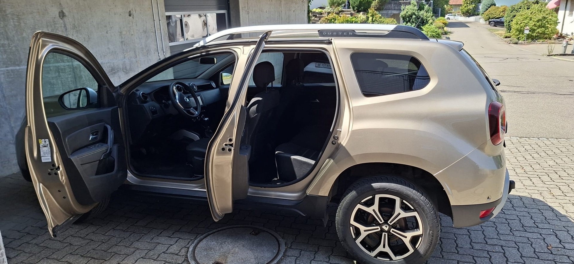 DACIA Duster TCe 125 Prestige 4x4-image-3