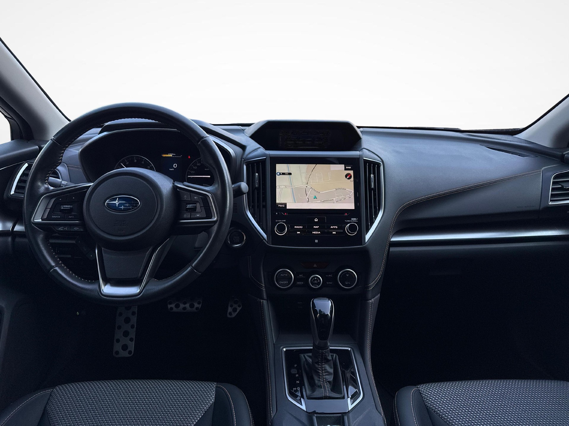 SUBARU XV 2.0i Swiss Plus-image-8