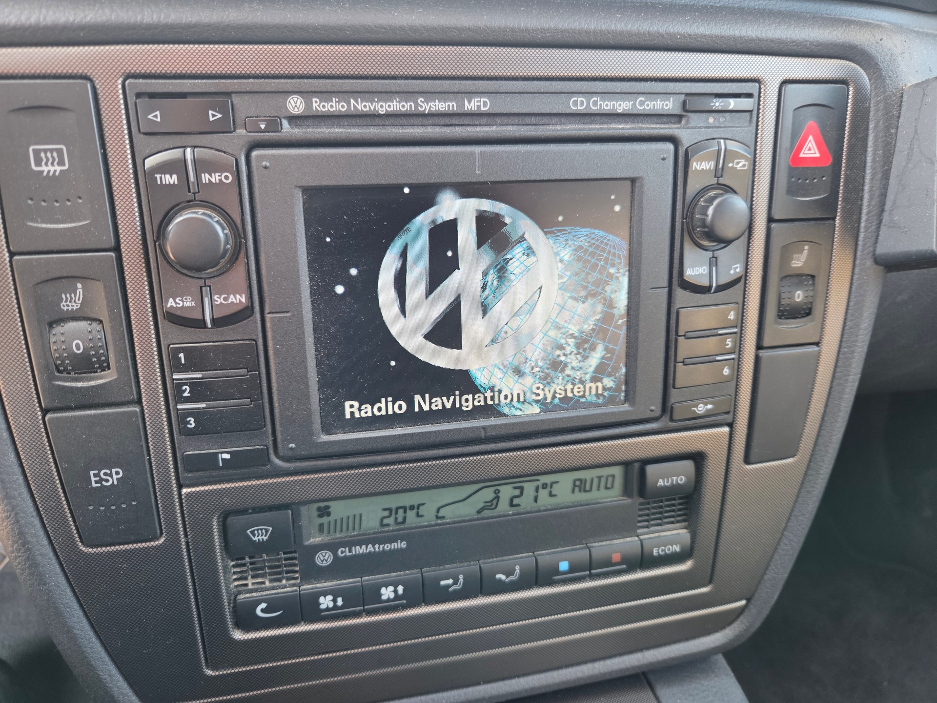 VW Passat Variant 2.5 V6 TDI Highline-image-10