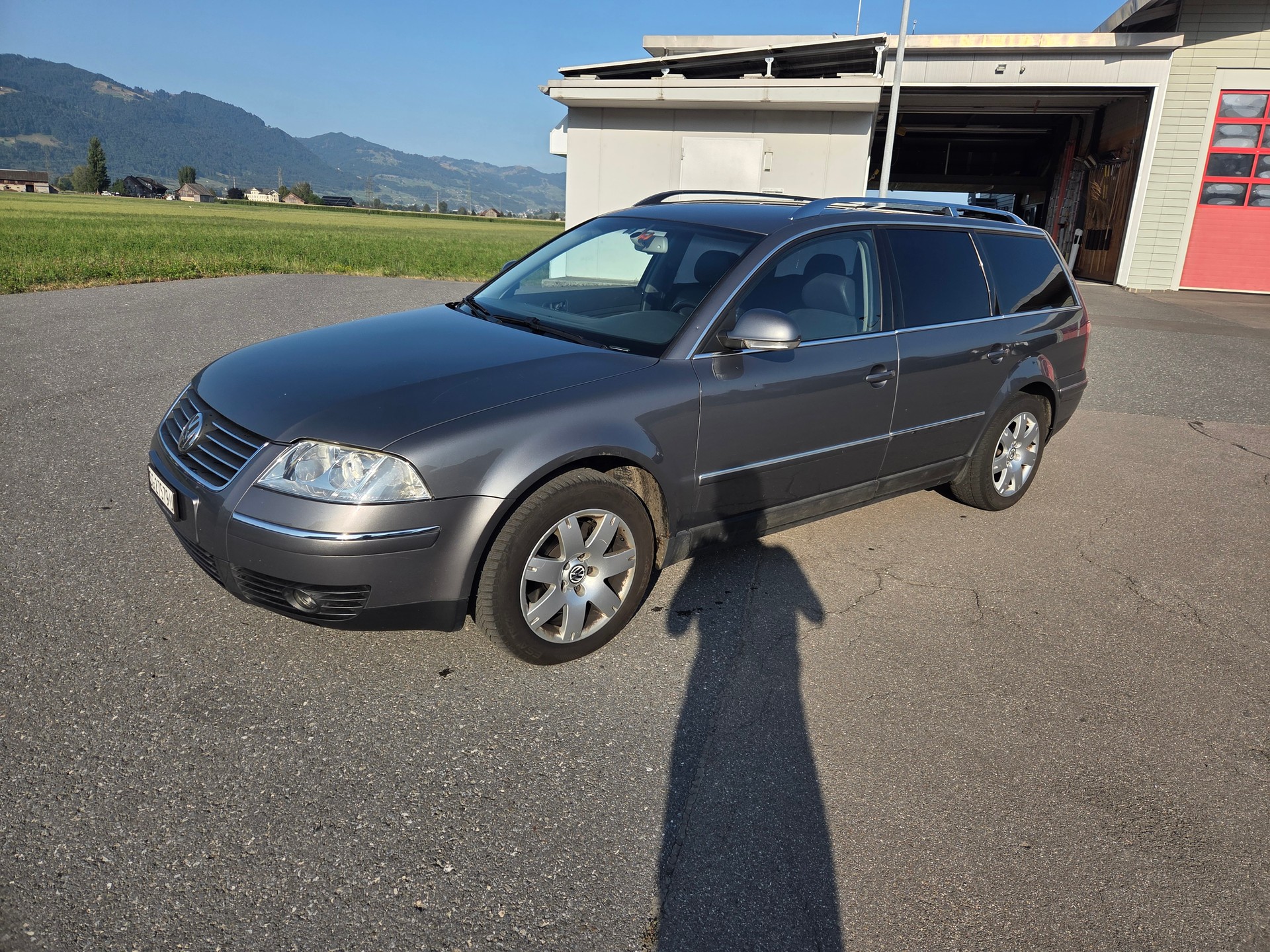 VW Passat Variant 2.5 V6 TDI Highline-image-0