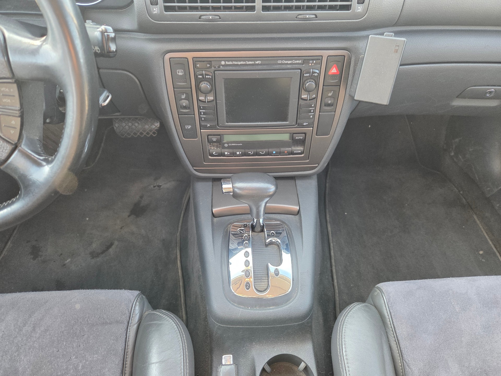VW Passat Variant 2.5 V6 TDI Highline-image-8