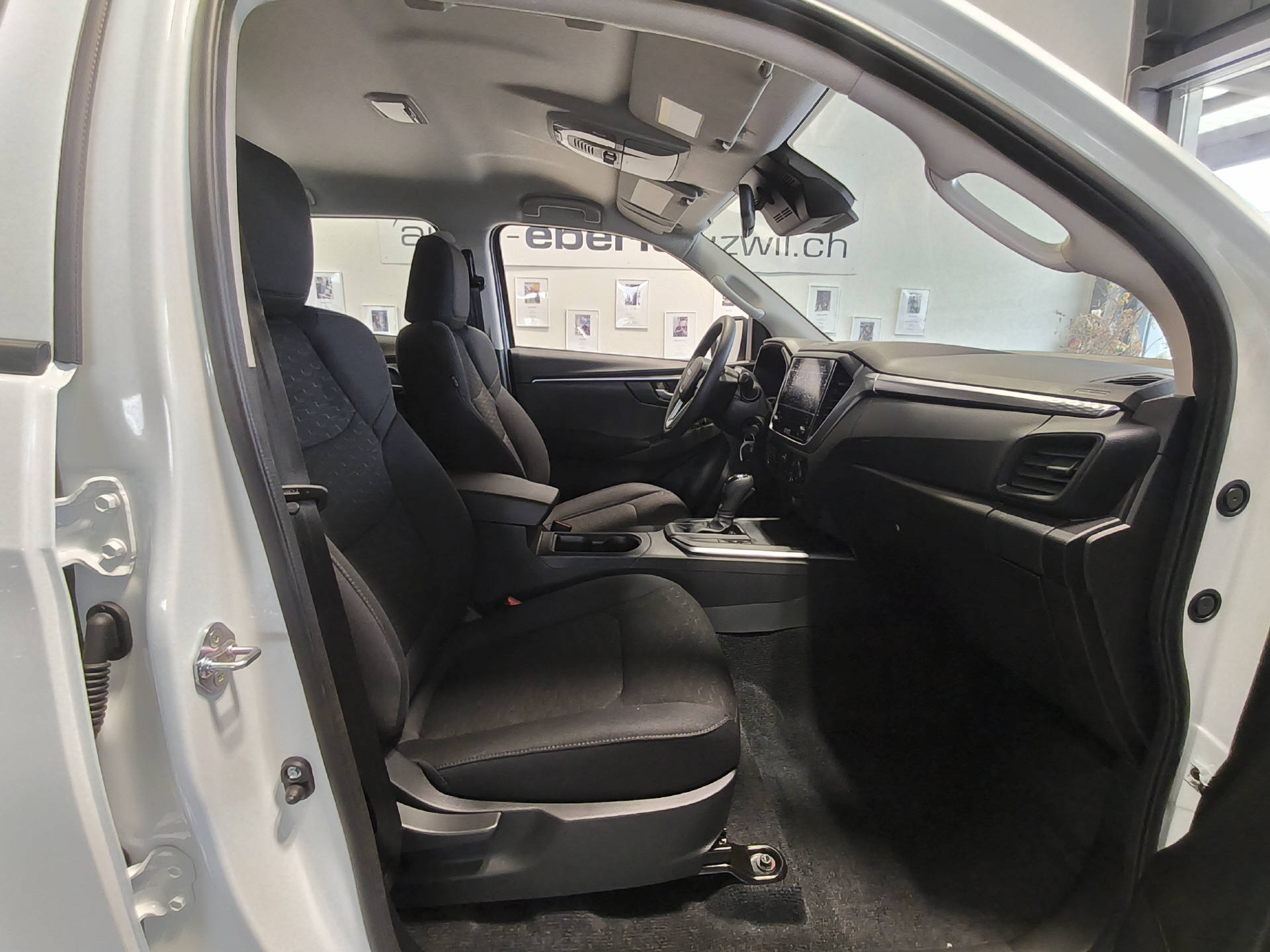 ISUZU Isuzu D-Max Crew Pick -up 2.2 DDI Evolution-image-11
