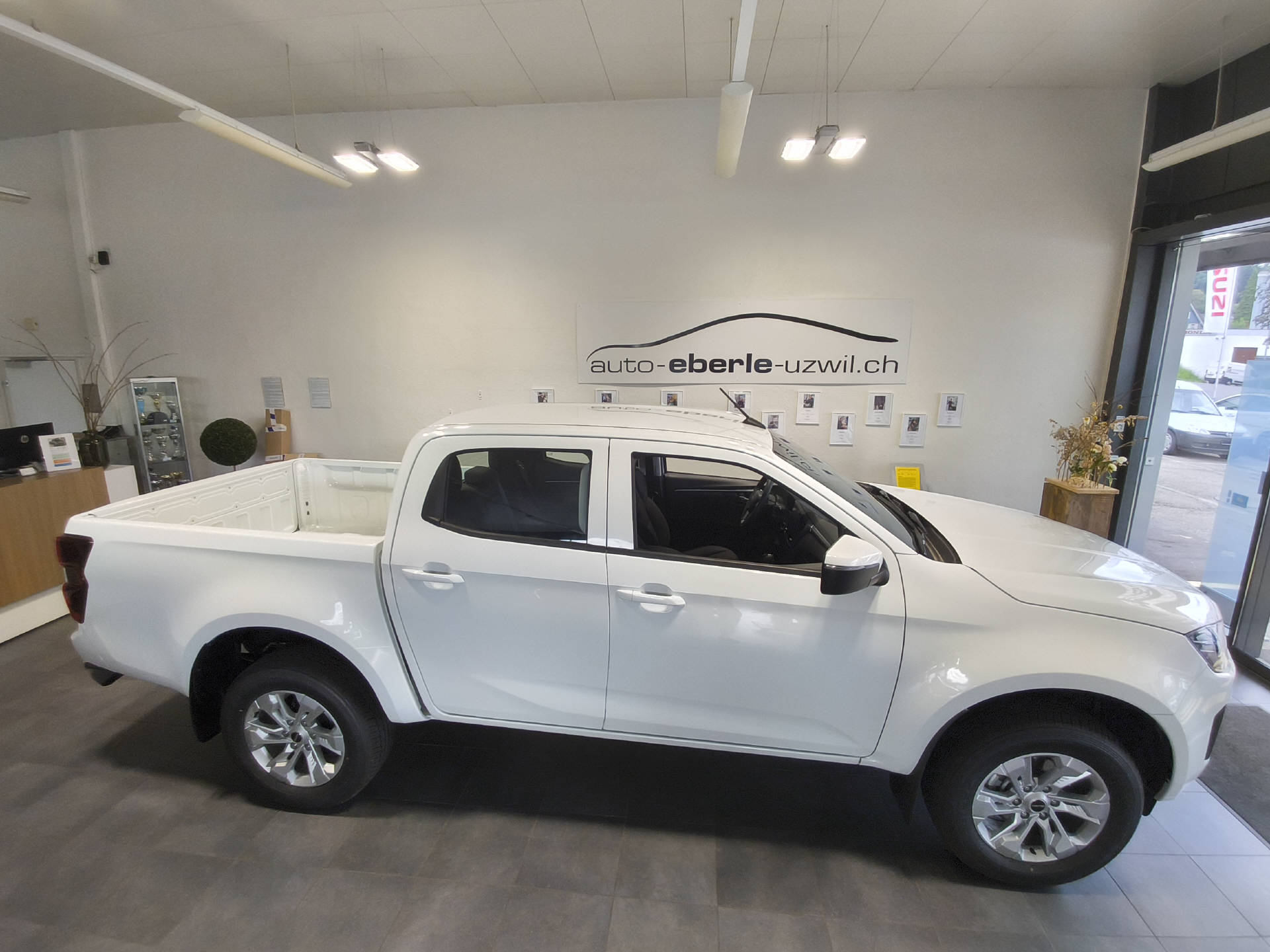 ISUZU Isuzu D-Max Crew Pick -up 2.2 DDI Evolution-image-18