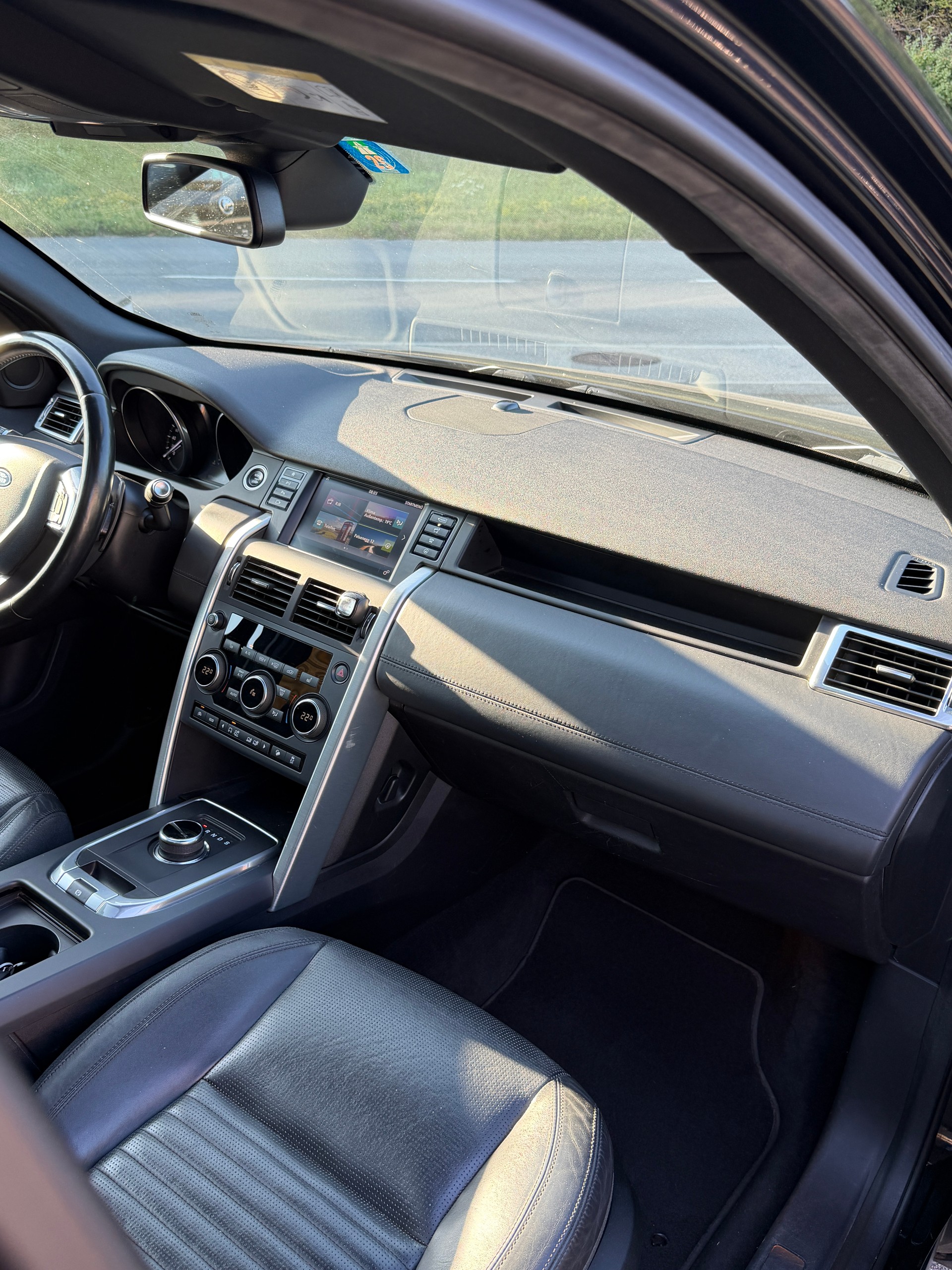 LAND ROVER Discovery Sport 2.0 Si4 HSE AT9-image-9
