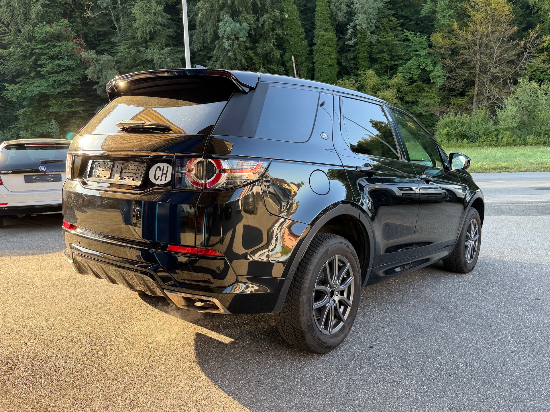 LAND ROVER Discovery Sport 2.0 Si4 HSE AT9-image-3