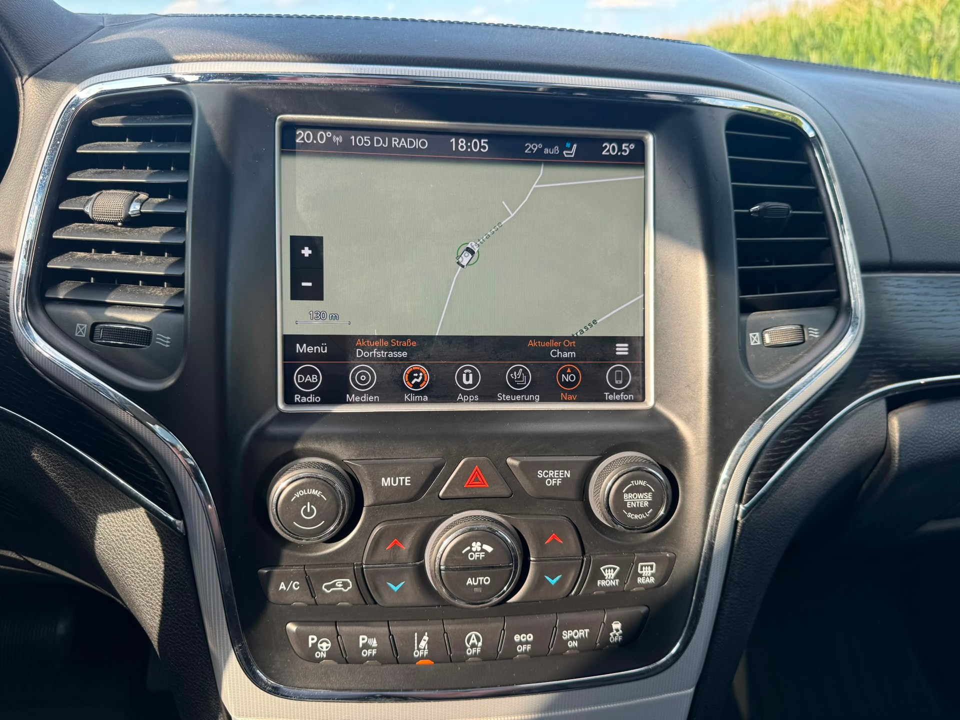 JEEP Grand Cherokee 3.0 CRD Summit Automatic mit 3,5t Anhängelast-image-11