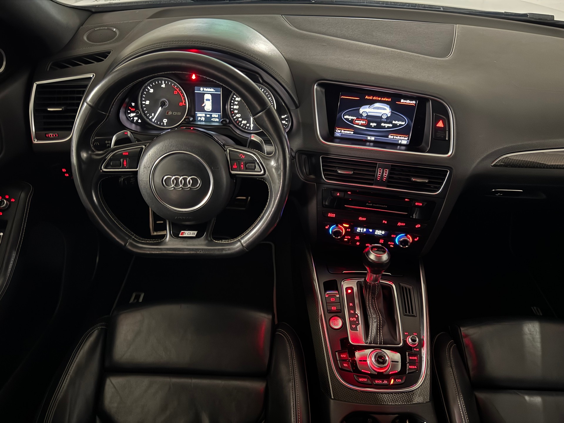 AUDI SQ5 3.0 TDI quattro tiptronic-image-9