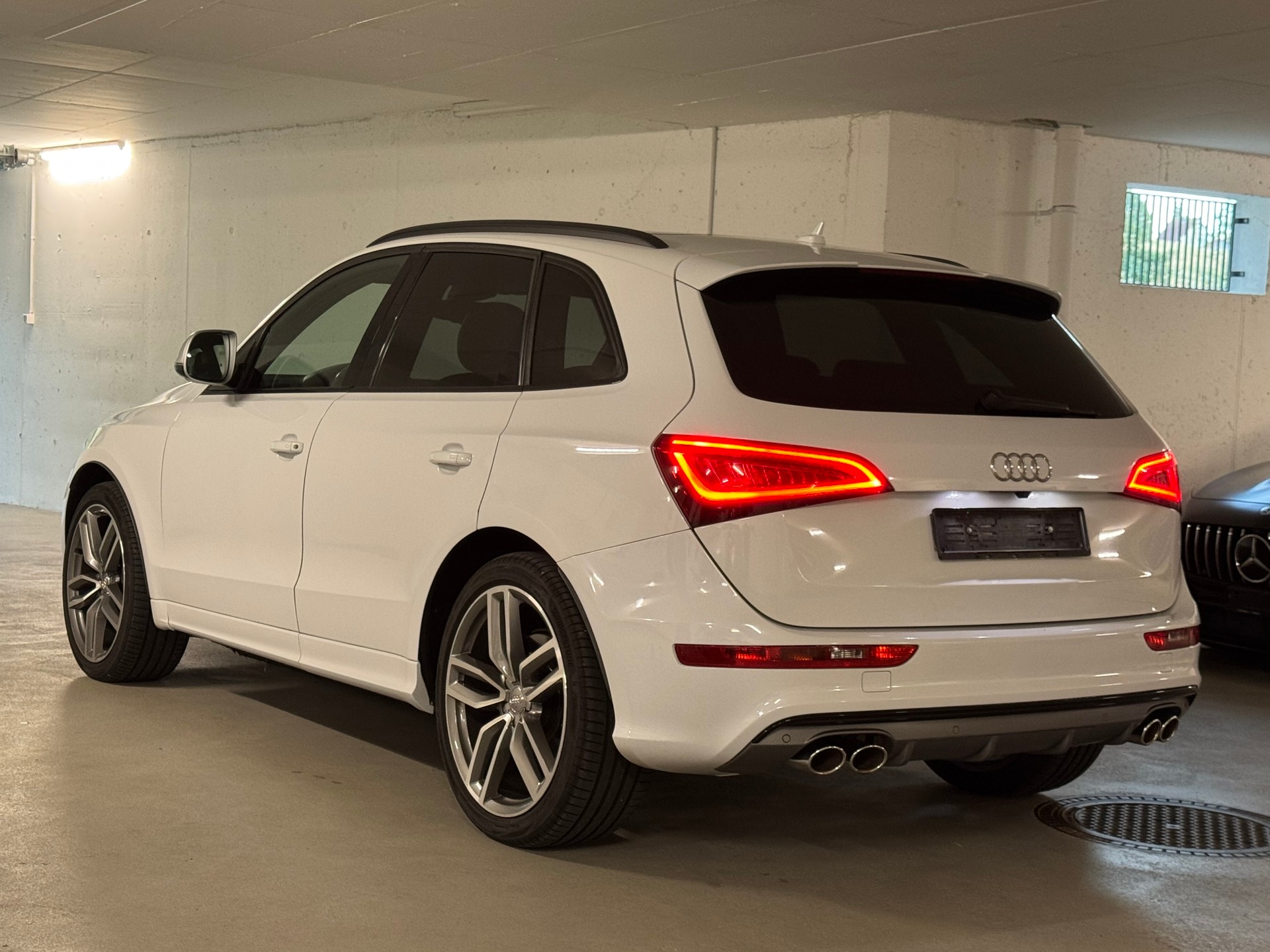 AUDI SQ5 3.0 TDI quattro tiptronic-image-4