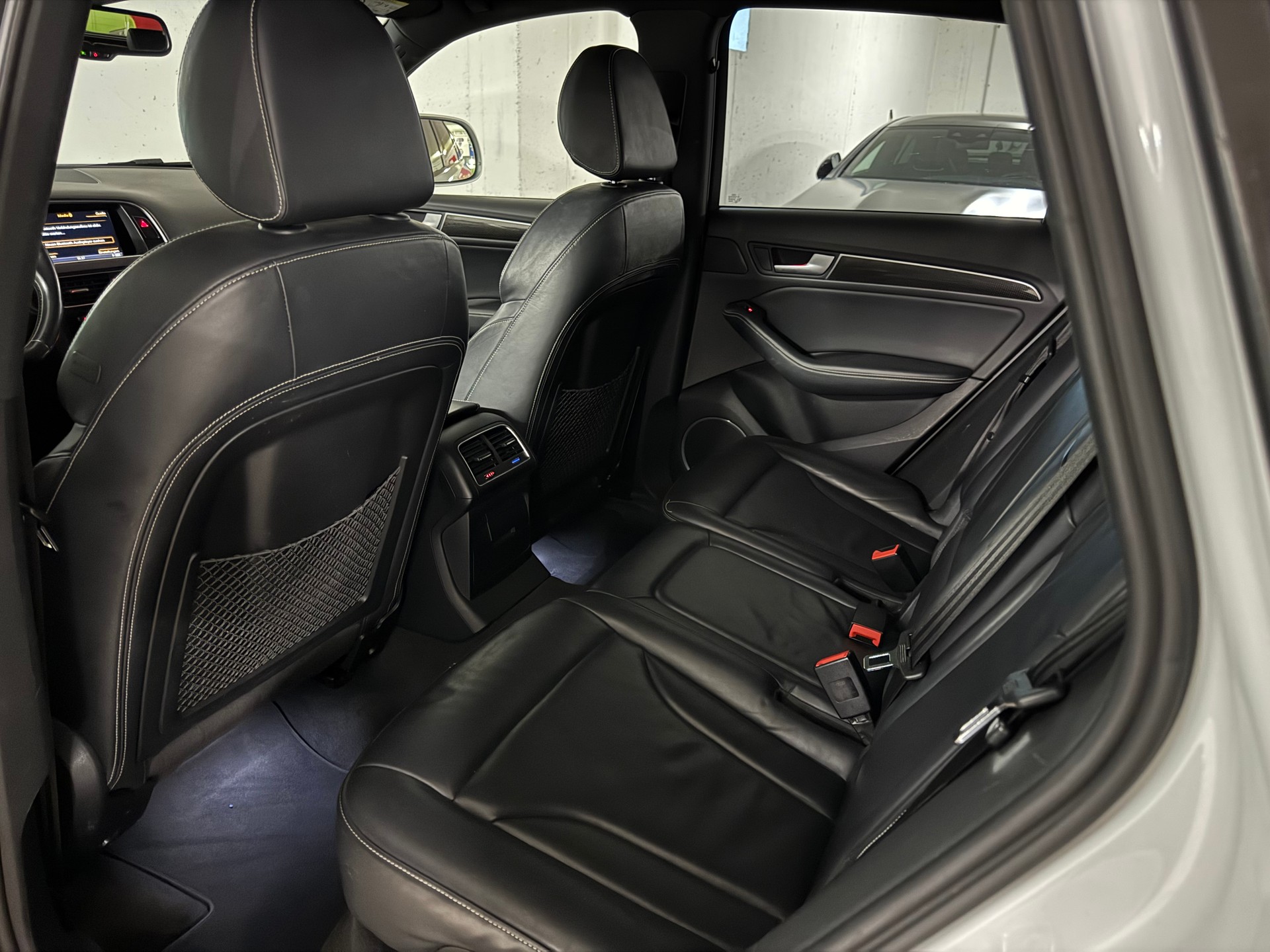 AUDI SQ5 3.0 TDI quattro tiptronic-image-13