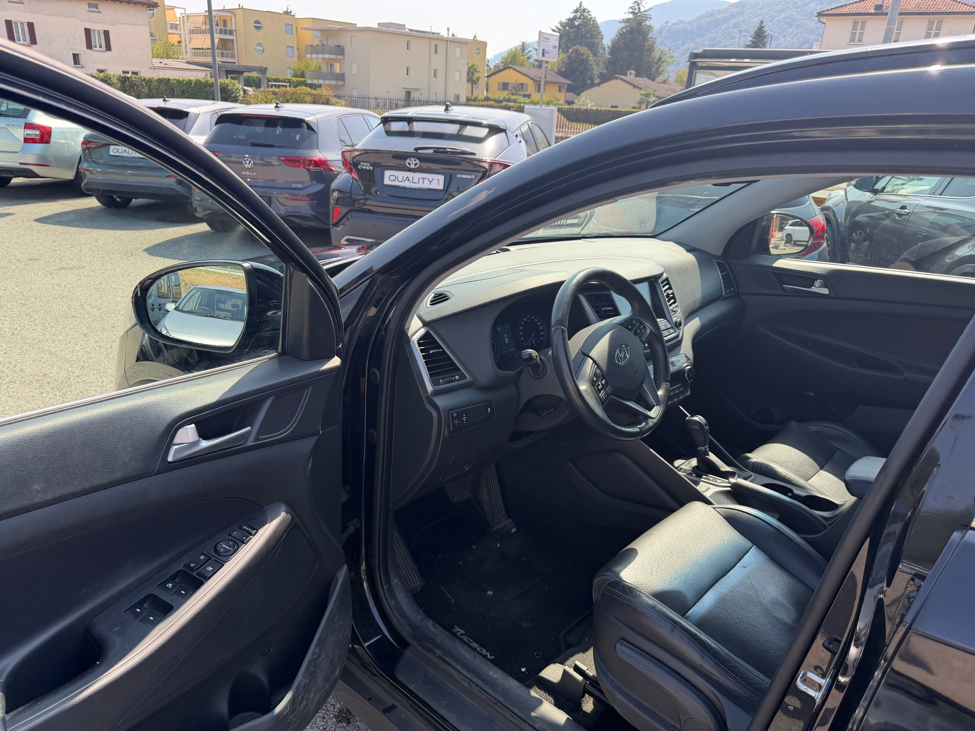 HYUNDAI Tucson 2.0 CRDI Vertex 4WD Automatic-image-6