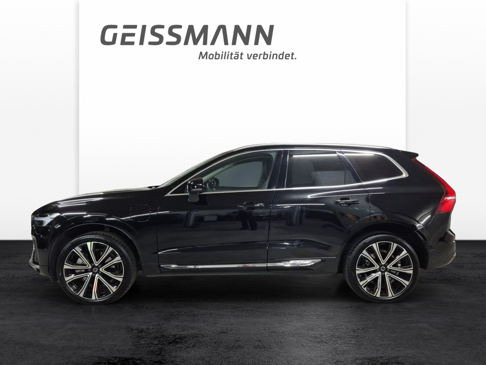 VOLVO XC60 2.0 T8 TE Inscription eAWD-showroom-element-2