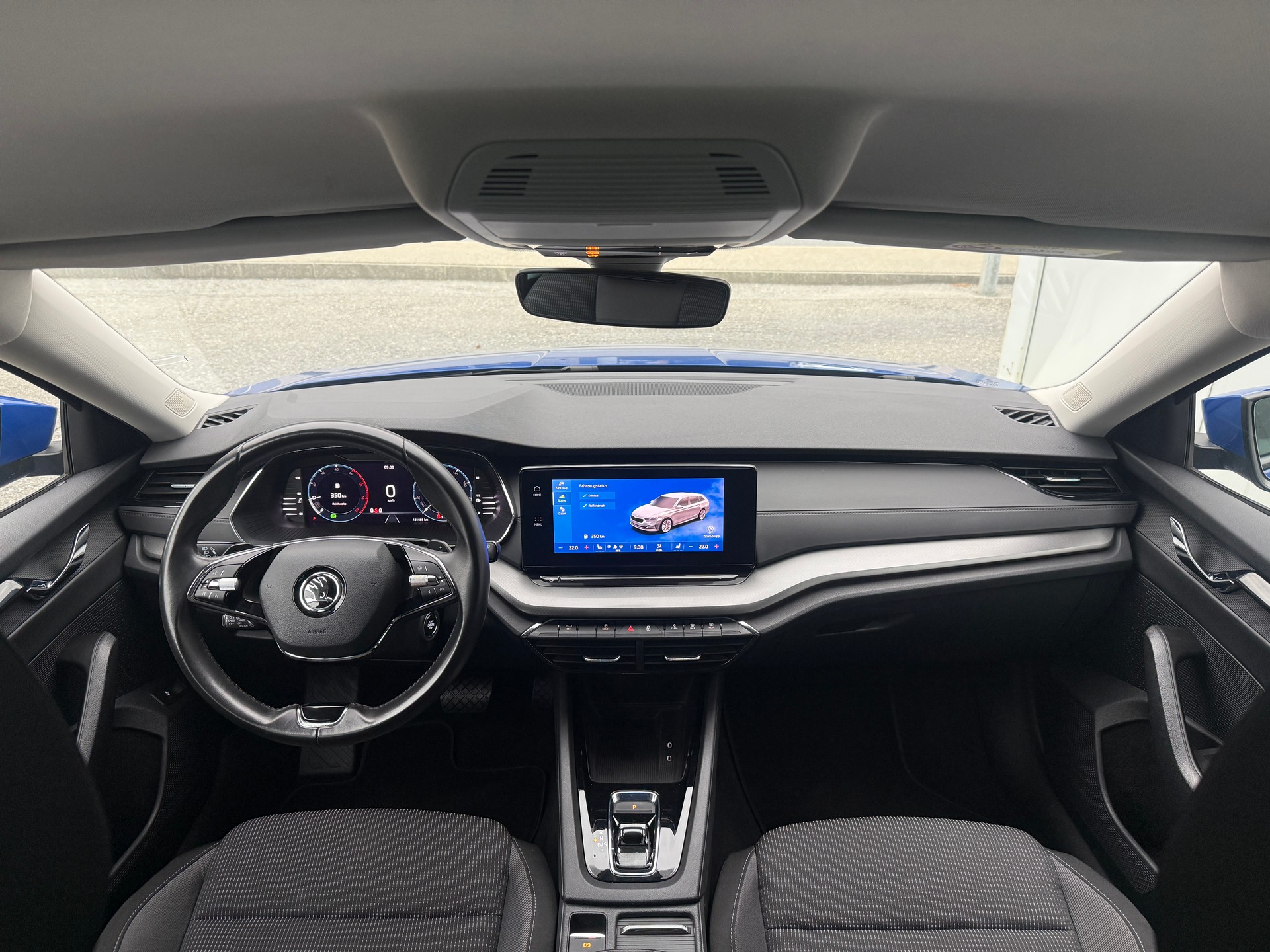 SKODA Octavia Combi 2.0 TDI DSG Ambition *TOP-AUSSTATTUNG*-image-18
