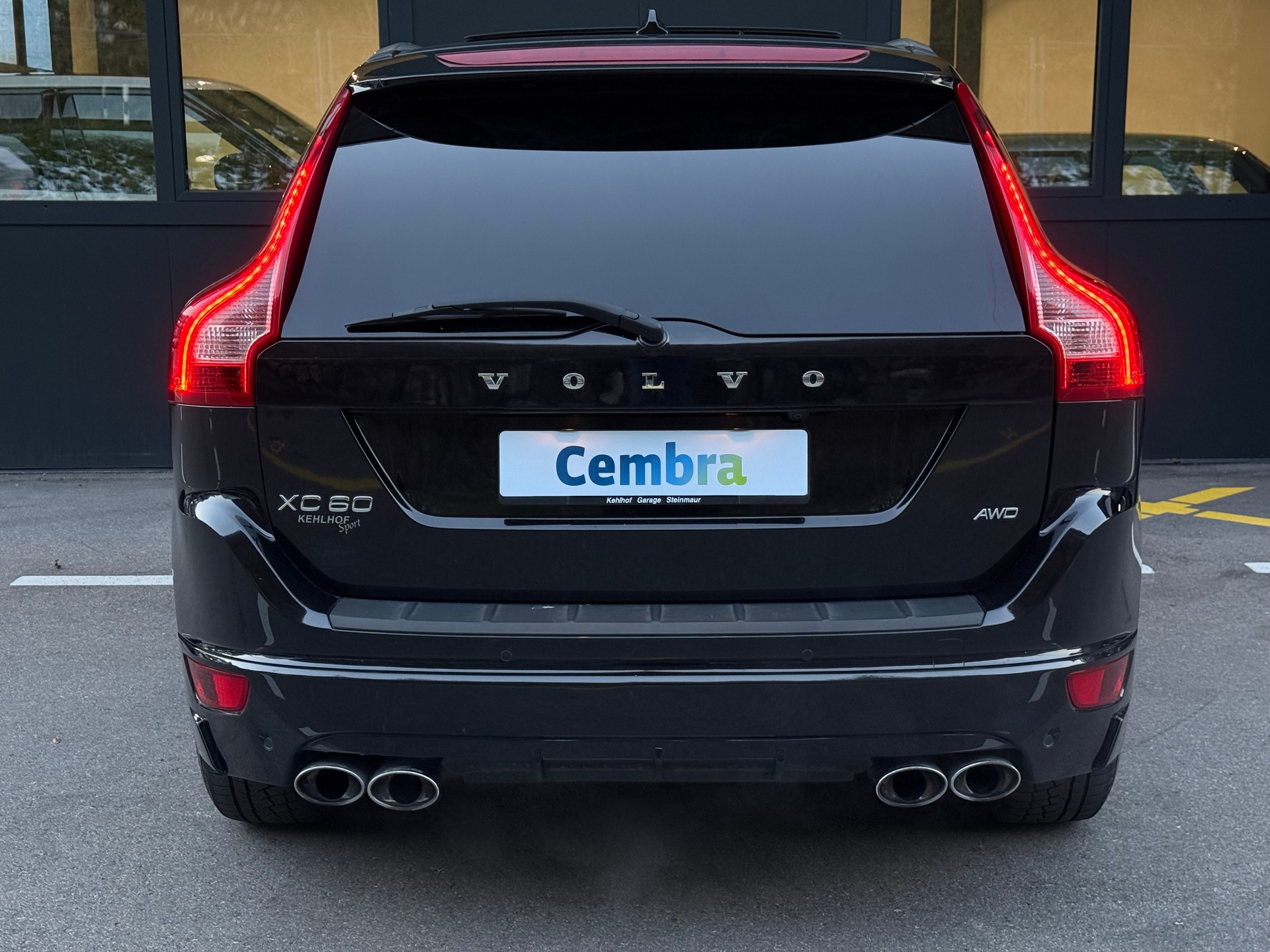 VOLVO XC60 D5 AWD Kinetic Geartronic-image-5