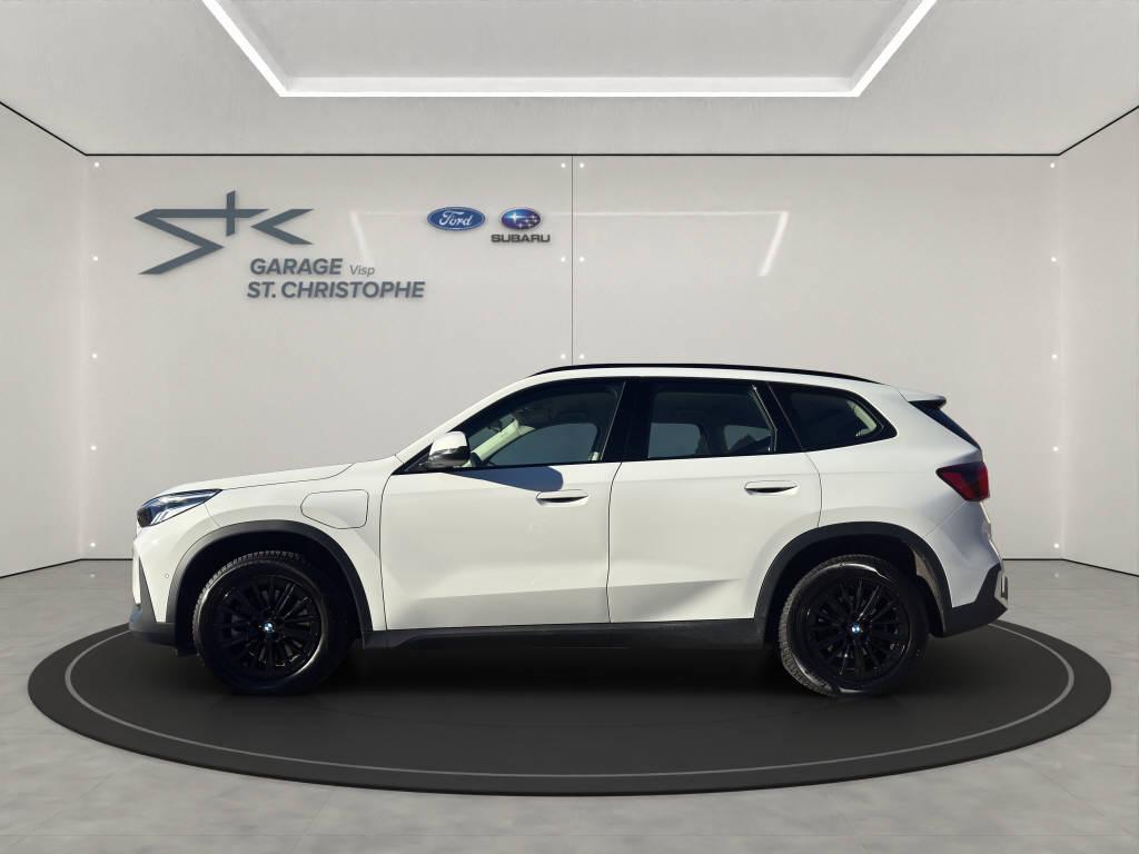 BMW X1 25e xDrive-showroom-element-1