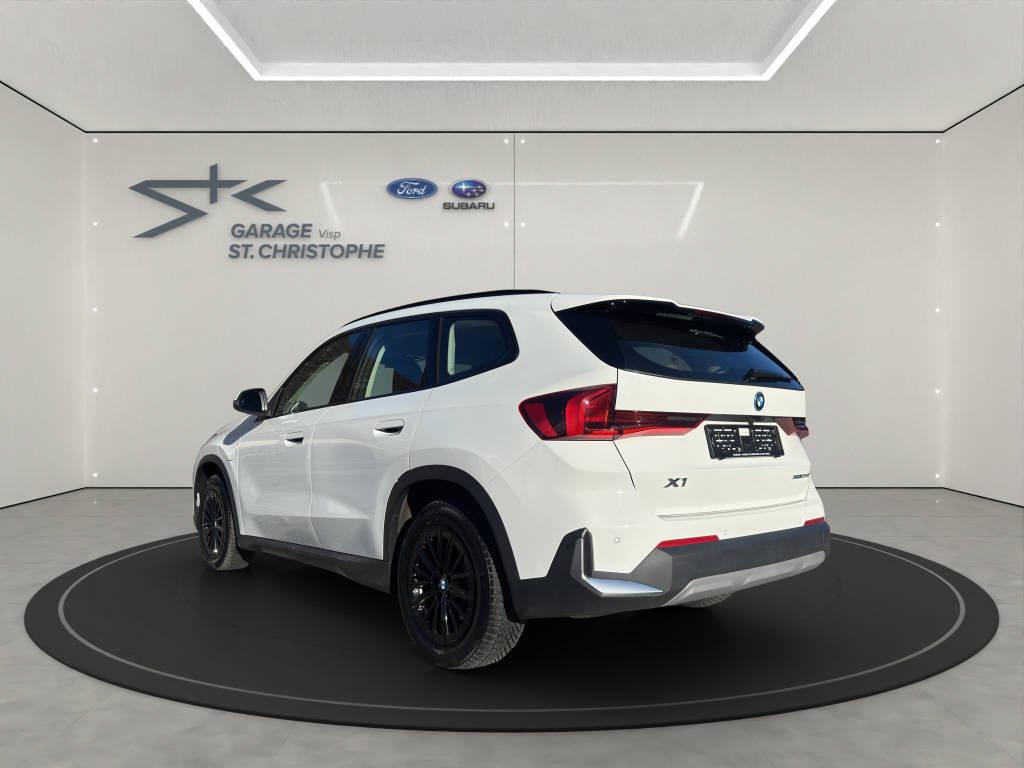 BMW X1 25e xDrive-showroom-element-2