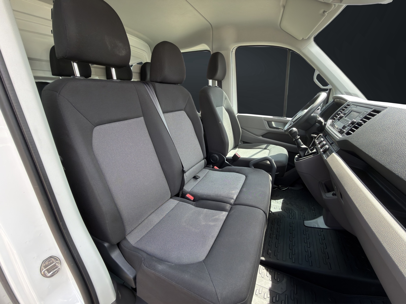 VW Crafter 35 2.0 TDI 2.0 TDI Doppelkabine Pritsche 7 Sitzer-image-7