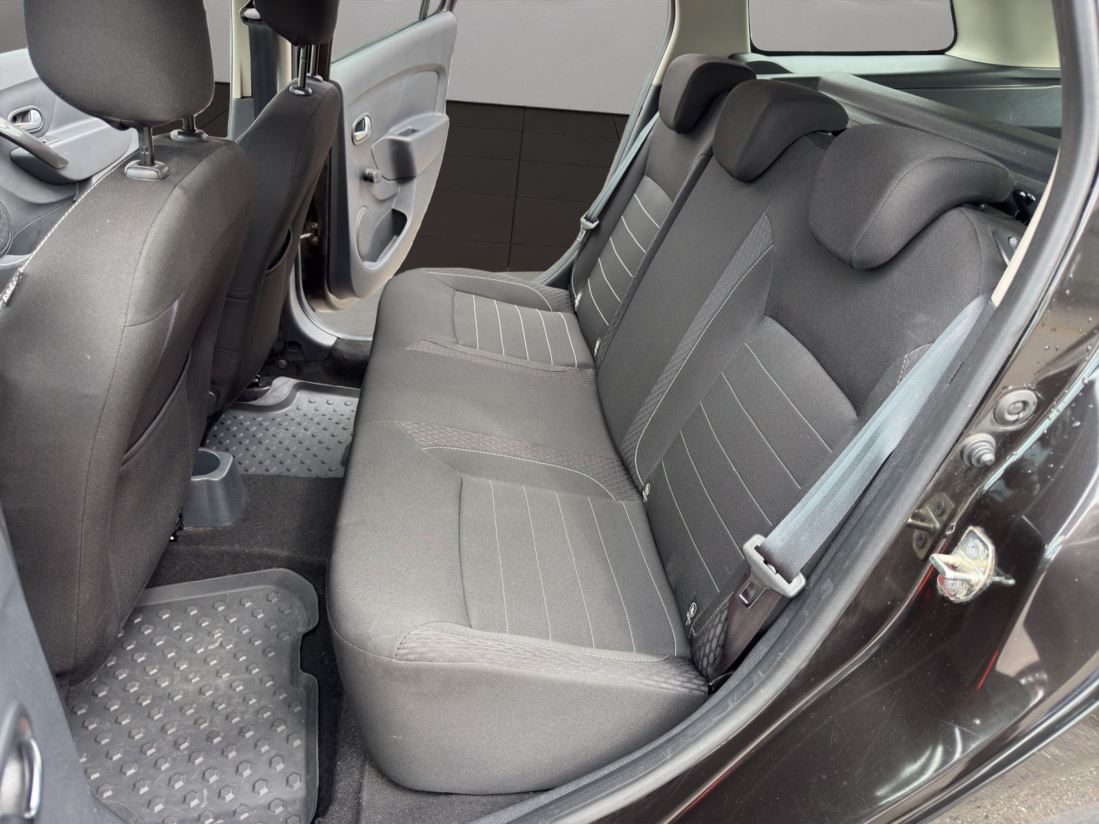 DACIA Logan MCV 1.0 Comfort-image-17