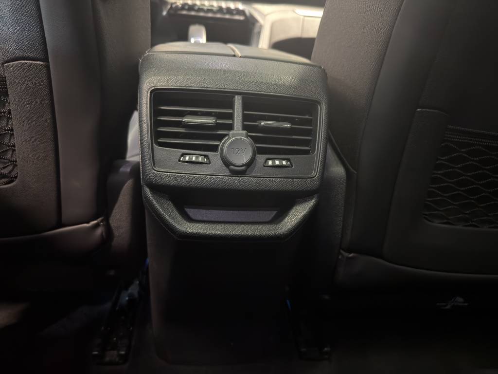 PEUGEOT 3008 1.6 THP Allure EAT-image-14