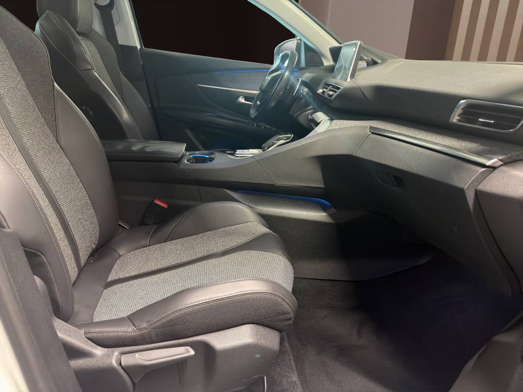 PEUGEOT 3008 1.6 THP Allure EAT-image-7