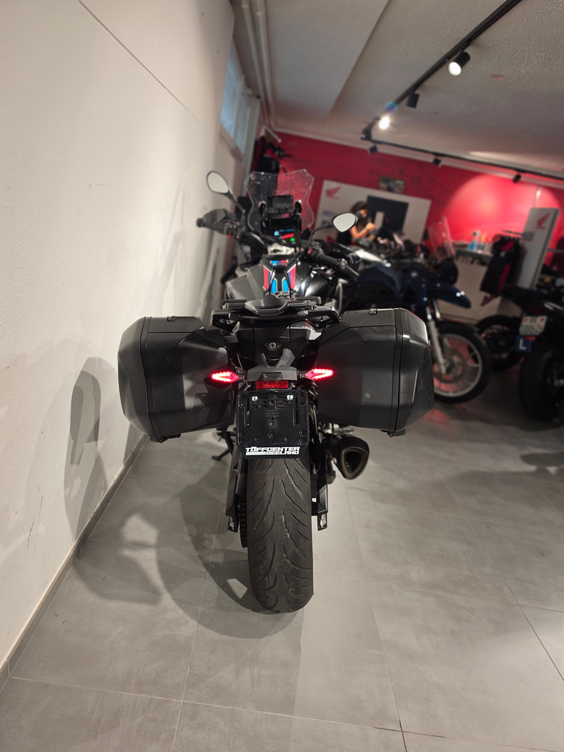BMW S 1000 XR-image-6